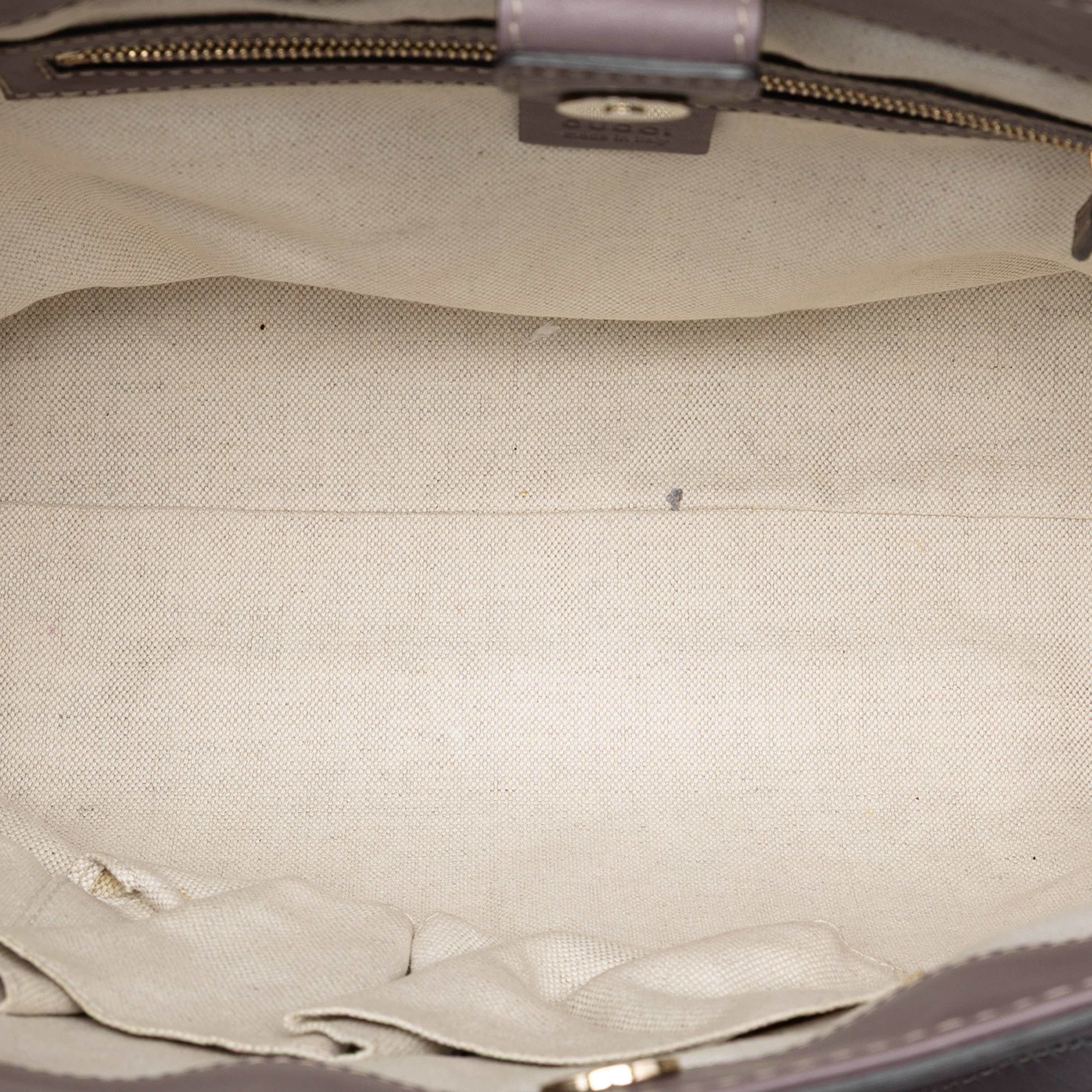 Gucci Guccissima Mayfair Tote, från Luxclusif, i färgen purple. Klicka för att öppna bilden i stort format