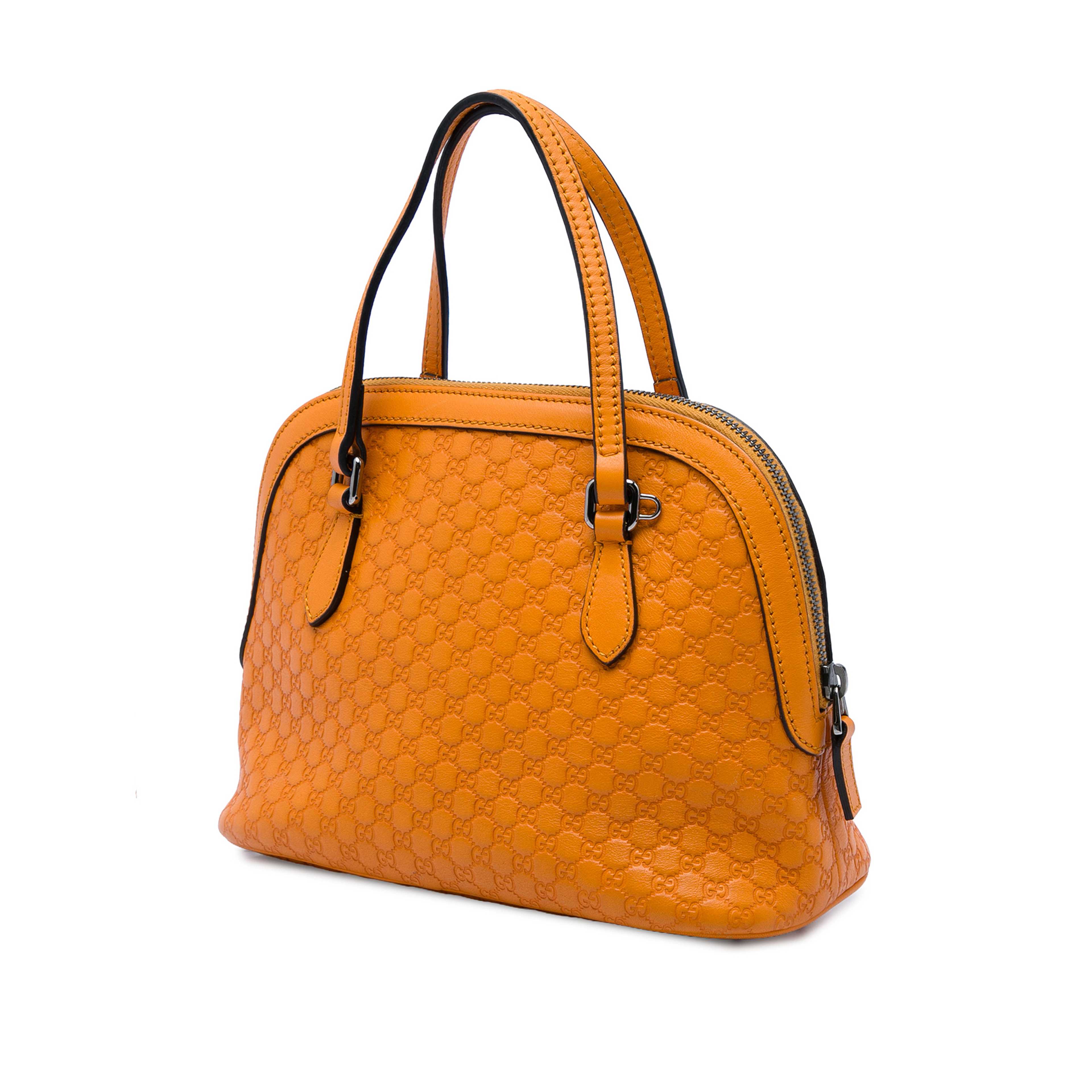 Gucci Mini Microguccissima Dome Satchel, från Luxclusif, i färgen orange. Klicka för att öppna bilden i stort format