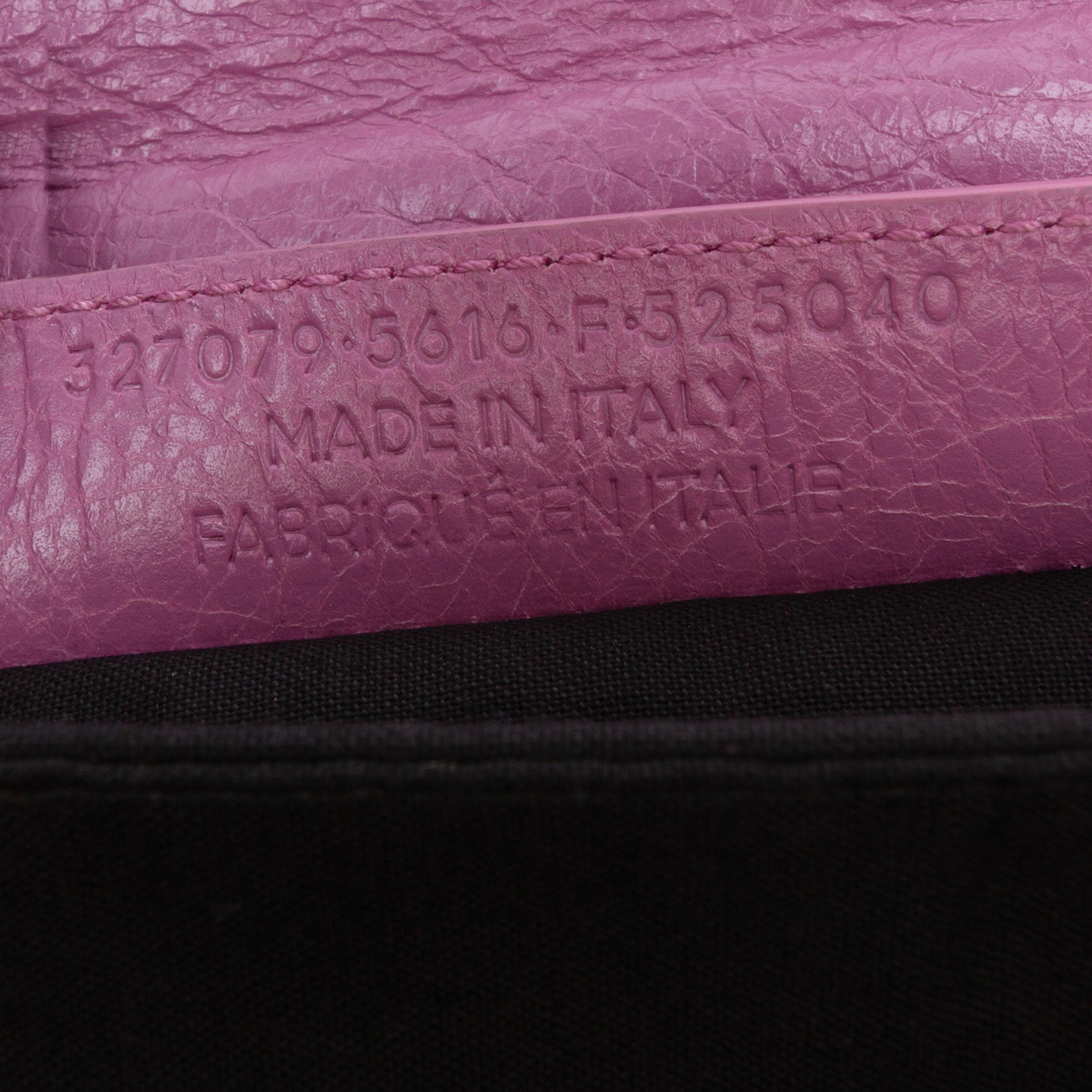 Balenciaga Lambskin Motocross Giant 12 Envelope Clutch, från Luxclusif, i färgen pink. Klicka för att öppna bilden i stort format