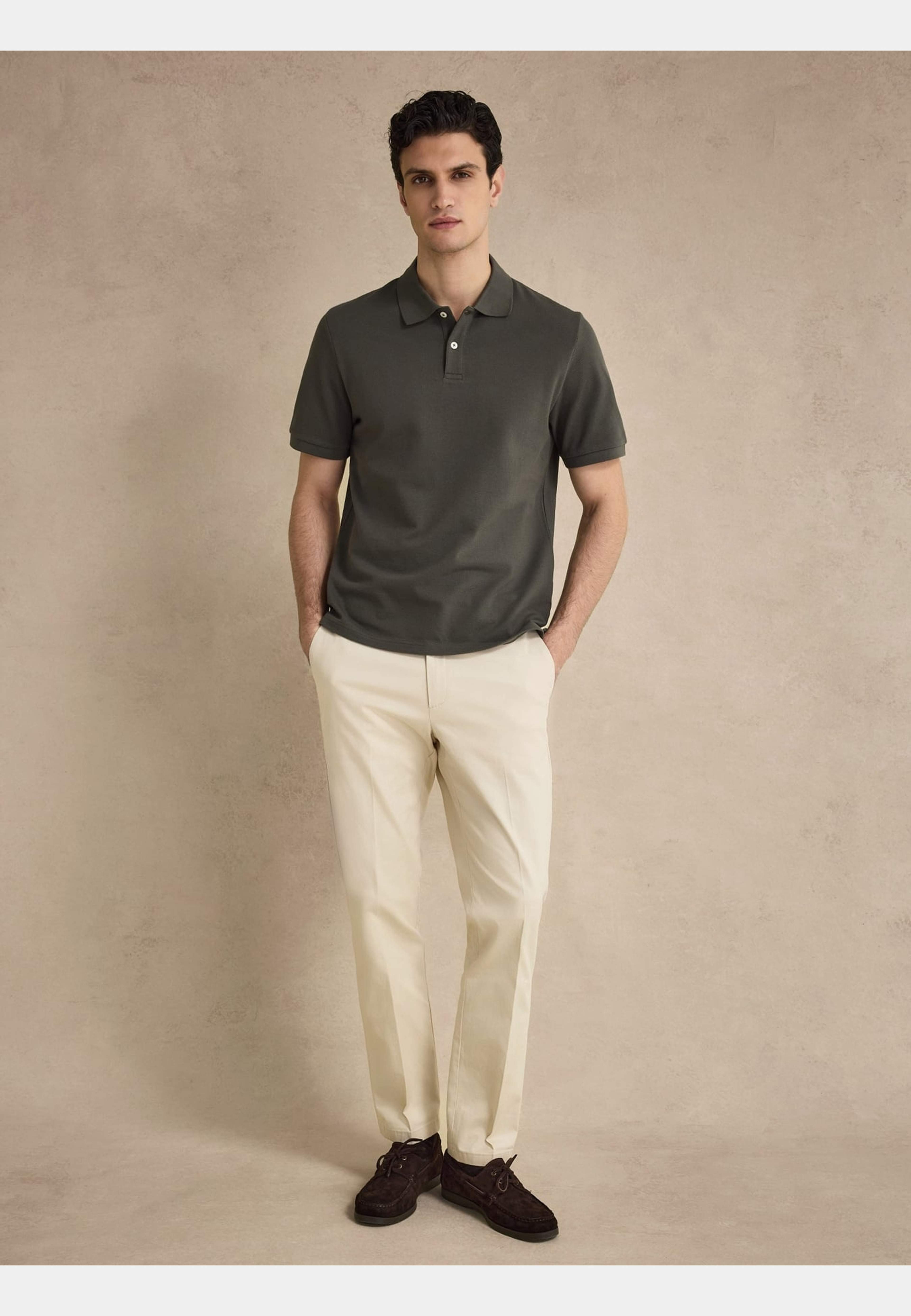 Cotton S/s Jersey Polo Piké (ola), från John Henric, i färgen dark green. Klicka för att öppna bilden i stort format