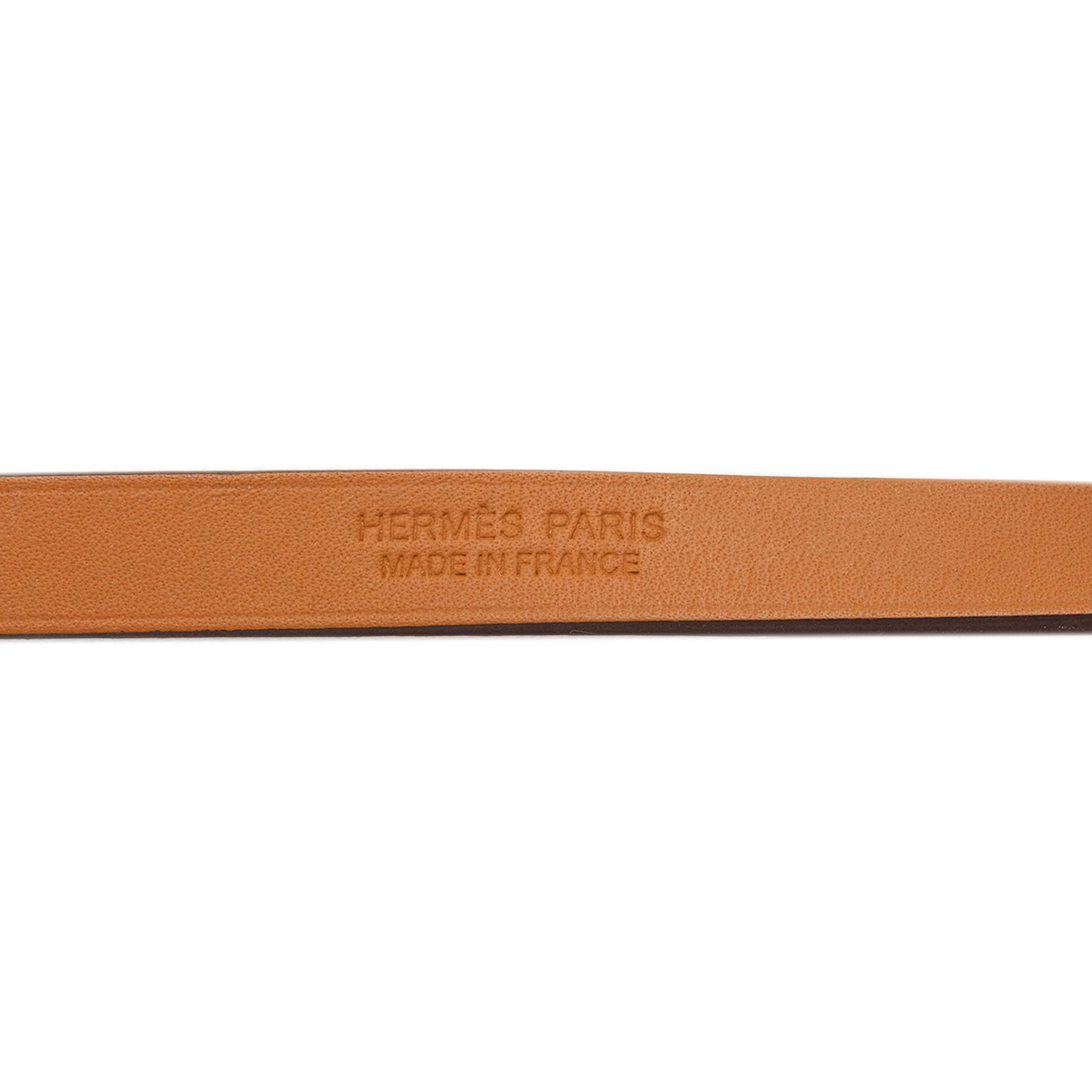Hermès Swift Kelly Double Tour Bracelet, från Luxclusif, i färgen rosa. Klicka för att öppna bilden i stort format