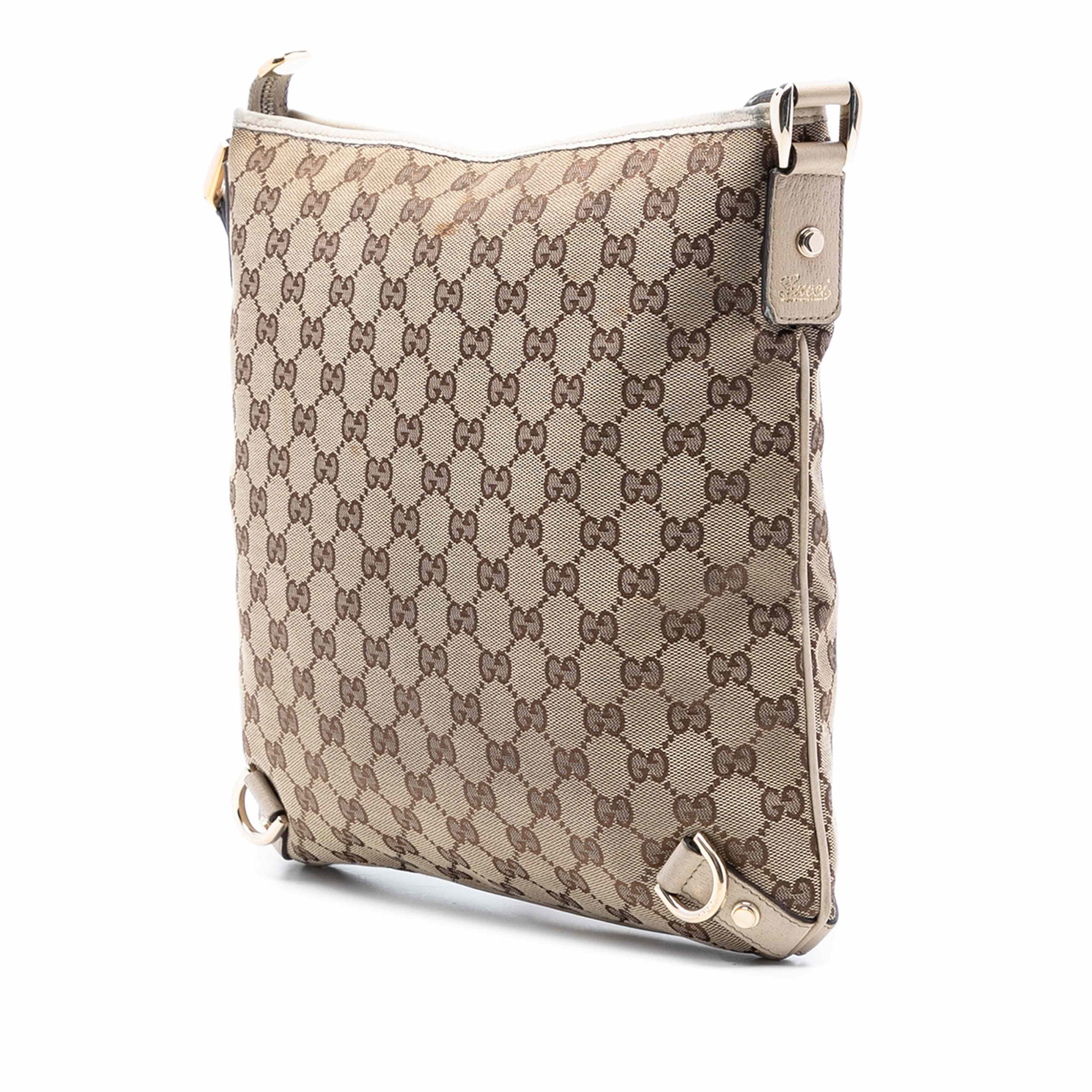Gucci Gg Canvas Abbey D Ring Crossbody, från Luxclusif, i färgen beige. Klicka för att öppna bilden i stort format