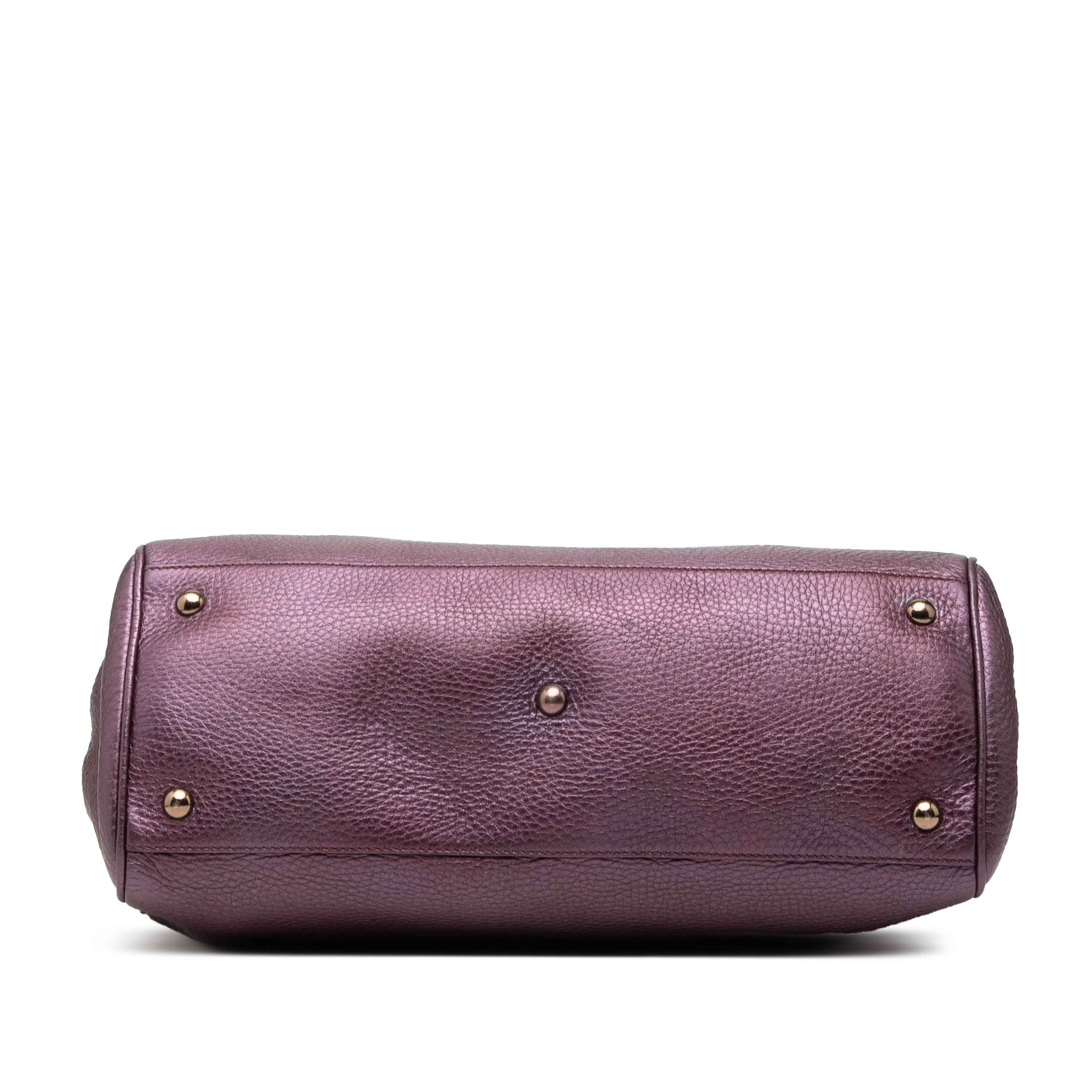 Gucci Medium Calfskin Bamboo Shopper Satchel, från Luxclusif, i färgen purpur. Klicka för att öppna bilden i stort format