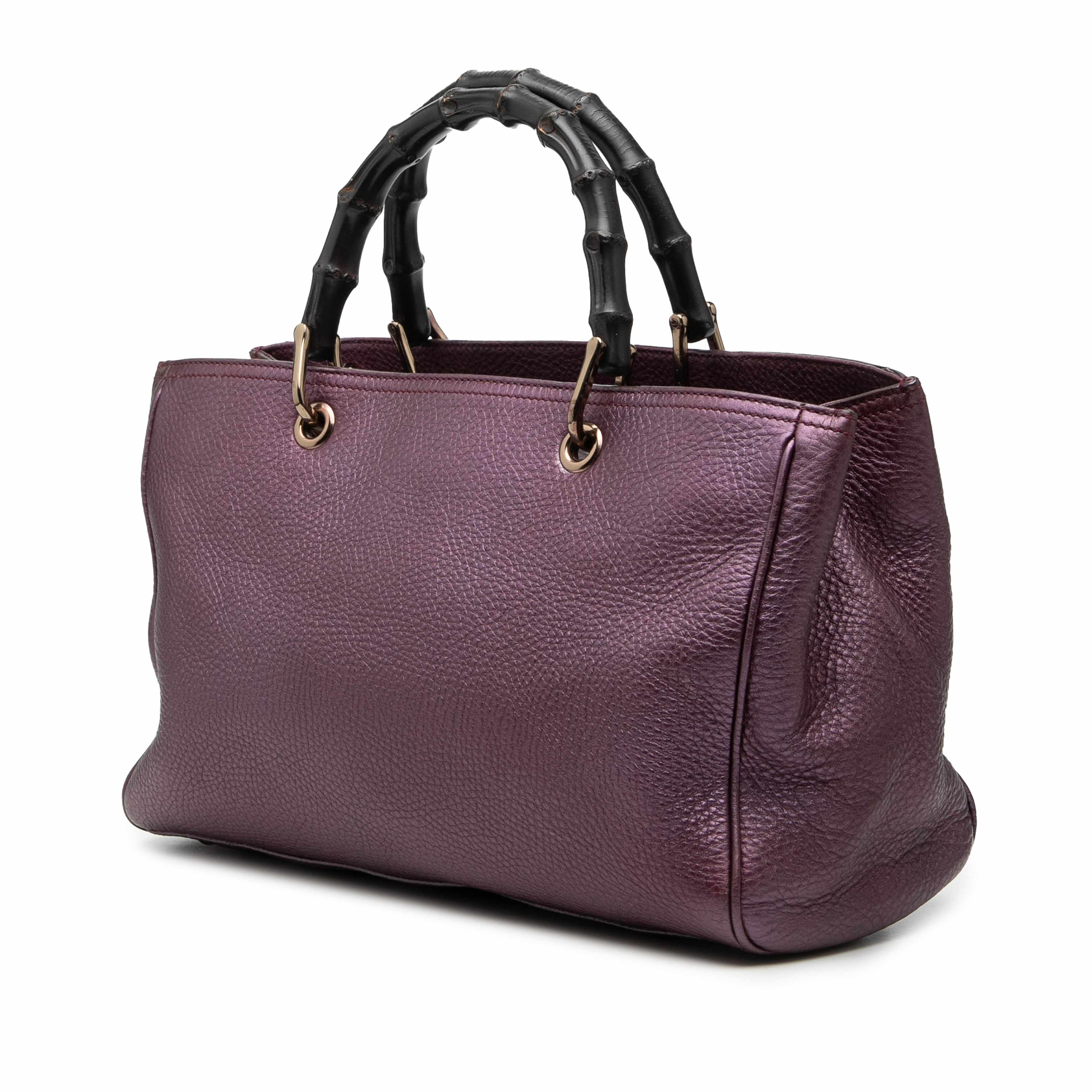 Gucci Medium Calfskin Bamboo Shopper Satchel, från Luxclusif, i färgen purpur. Klicka för att öppna bilden i stort format