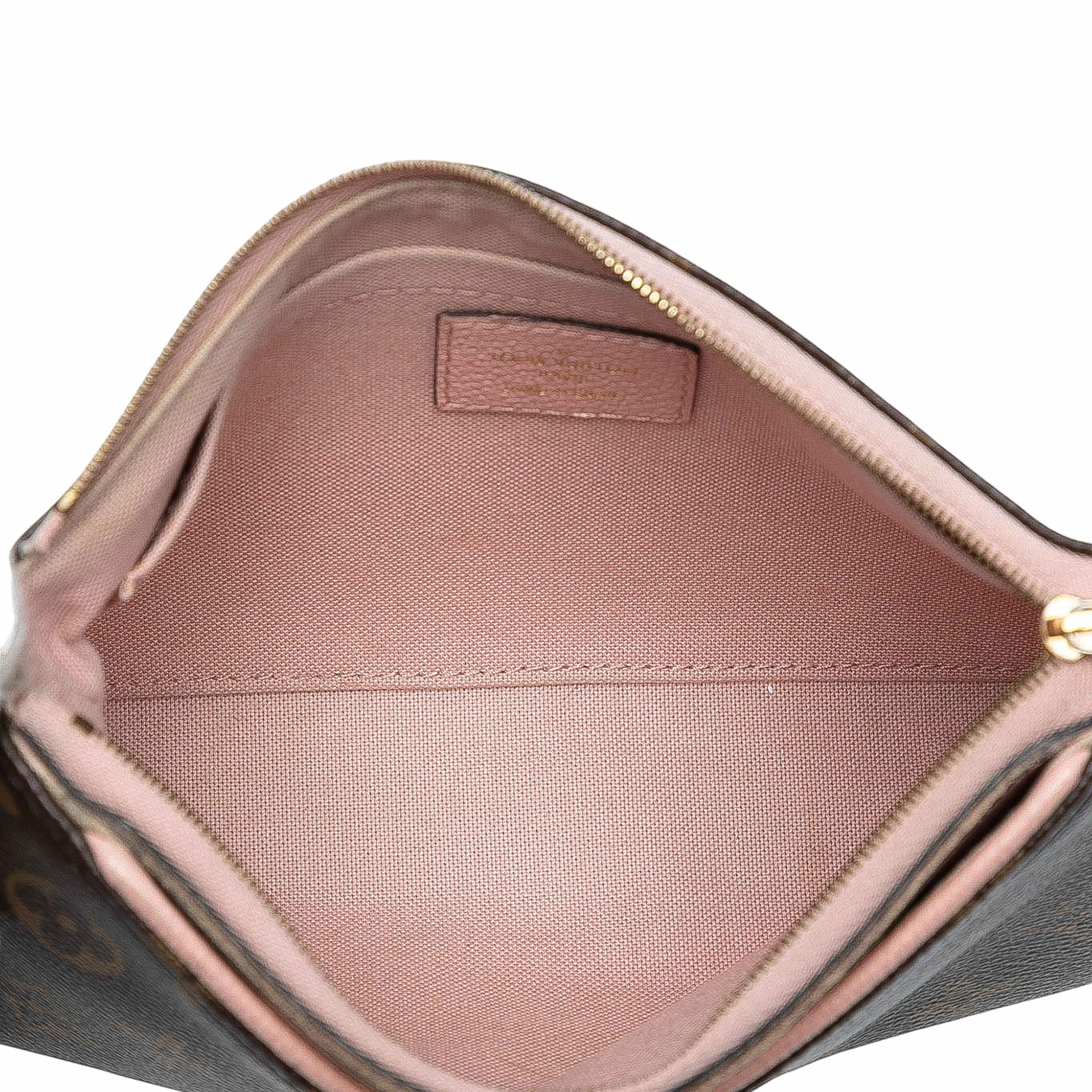 Chanel Medium Lambskin Trendy Cc Top Handle Bag, från Luxclusif, i färgen dark blue. Klicka för att öppna bilden i stort format