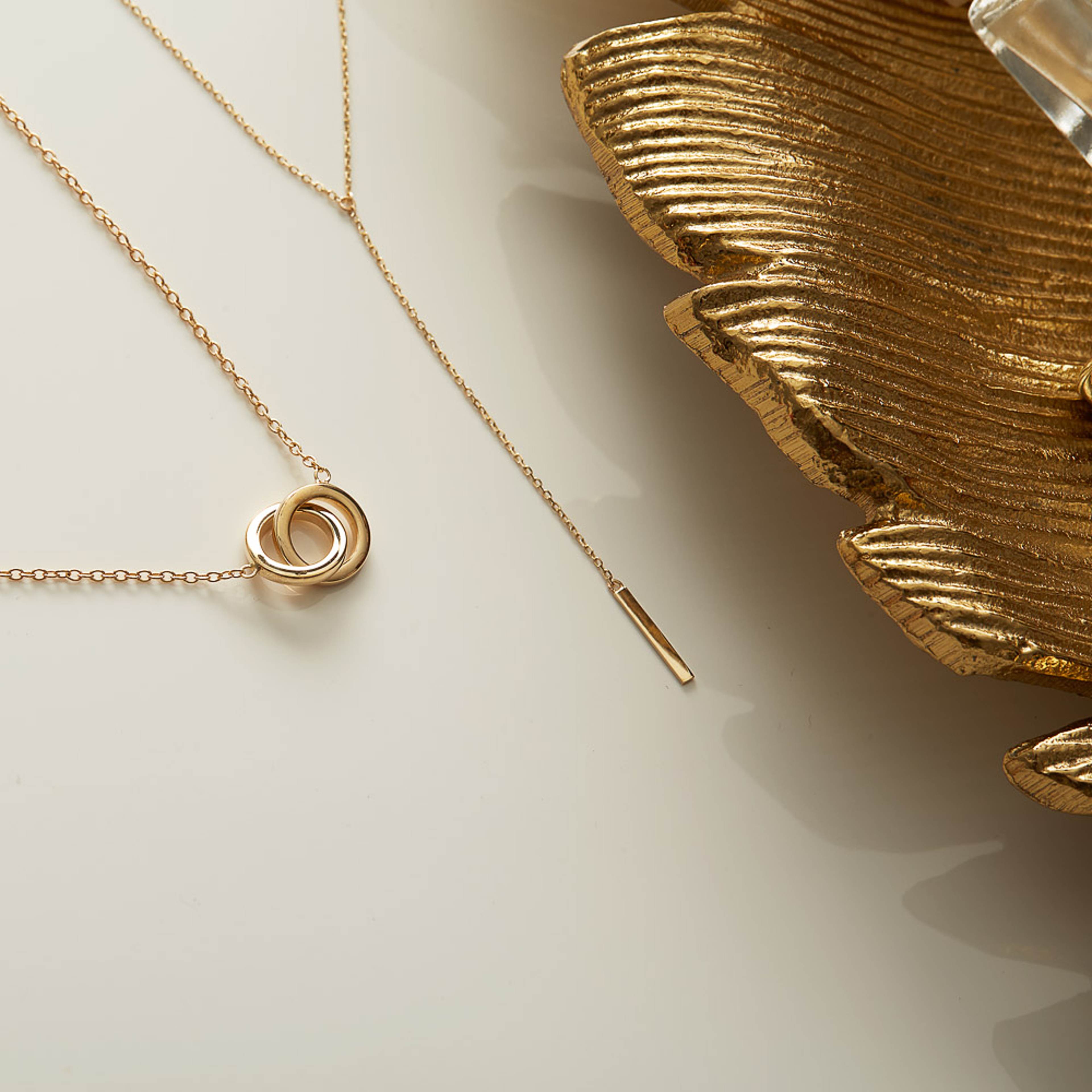 Isabel Bernard 14 Karat Gold Necklace, från Isabel Bernard.