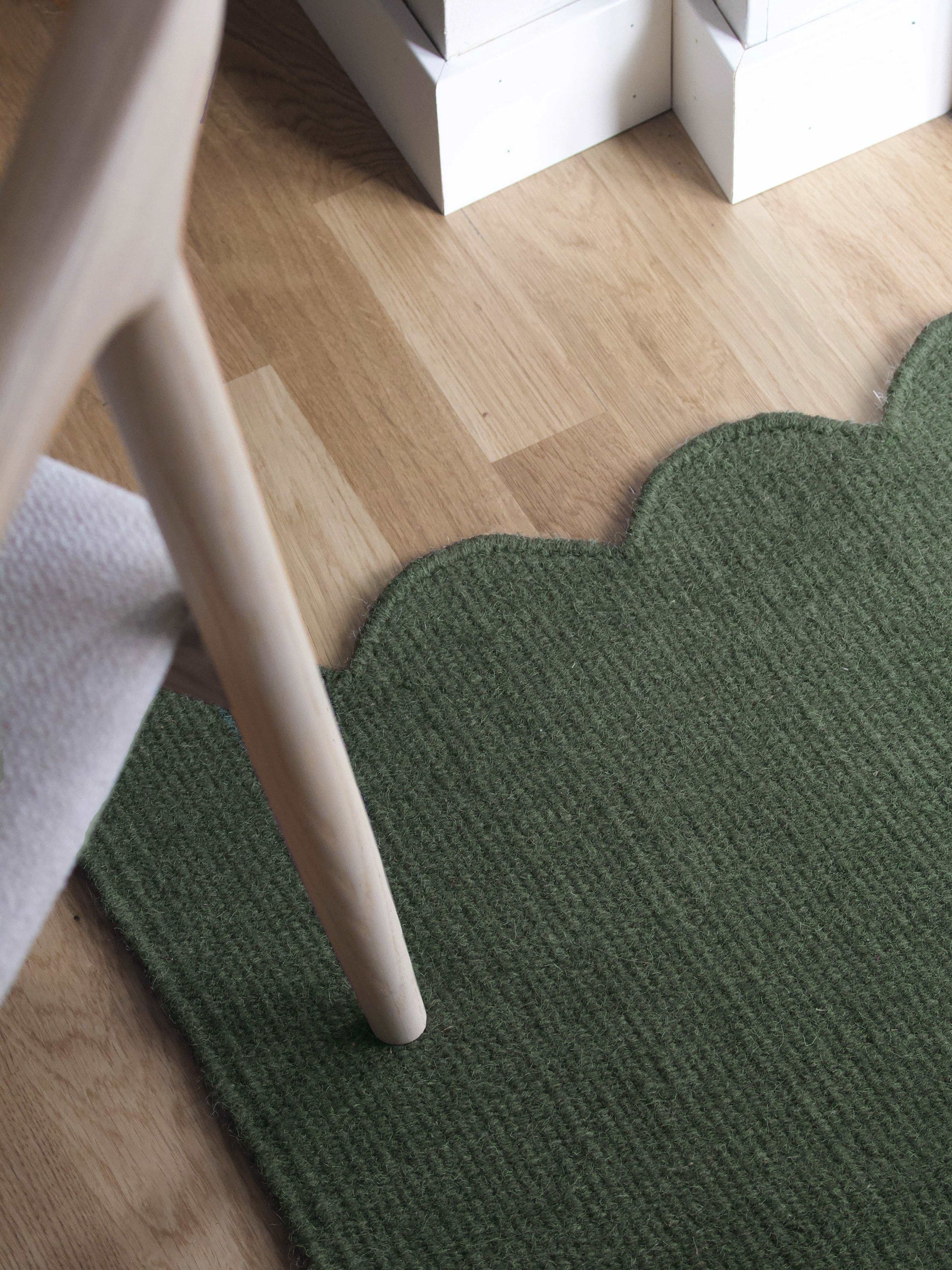 Fia Ullmatta - 70x140 cm, från Svanefors, i färgen mossa. Klicka för att öppna bilden i stort format