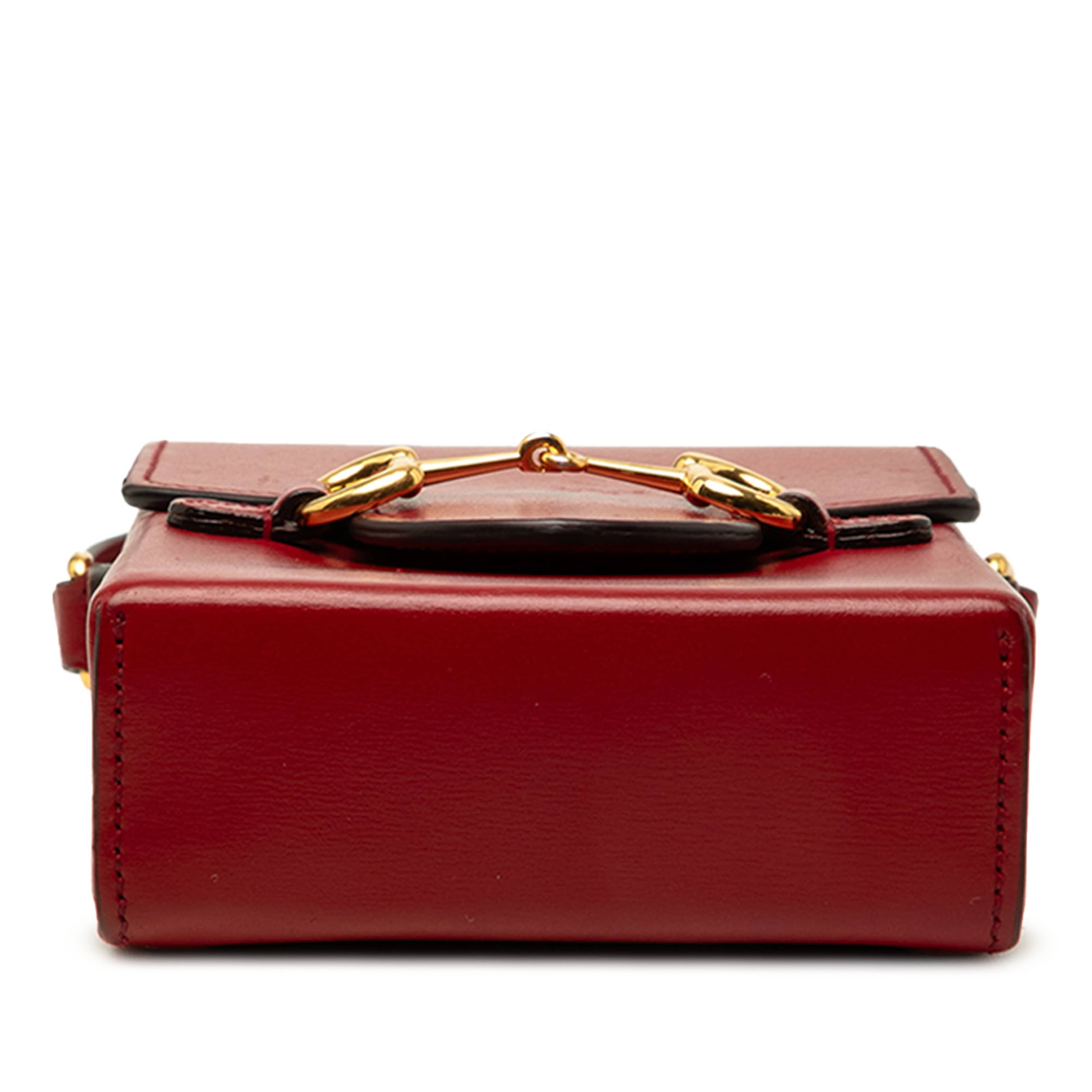Gucci Mini Calfskin Horsebit 1955 Crossbody, från Luxclusif, i färgen röd. Klicka för att öppna bilden i stort format
