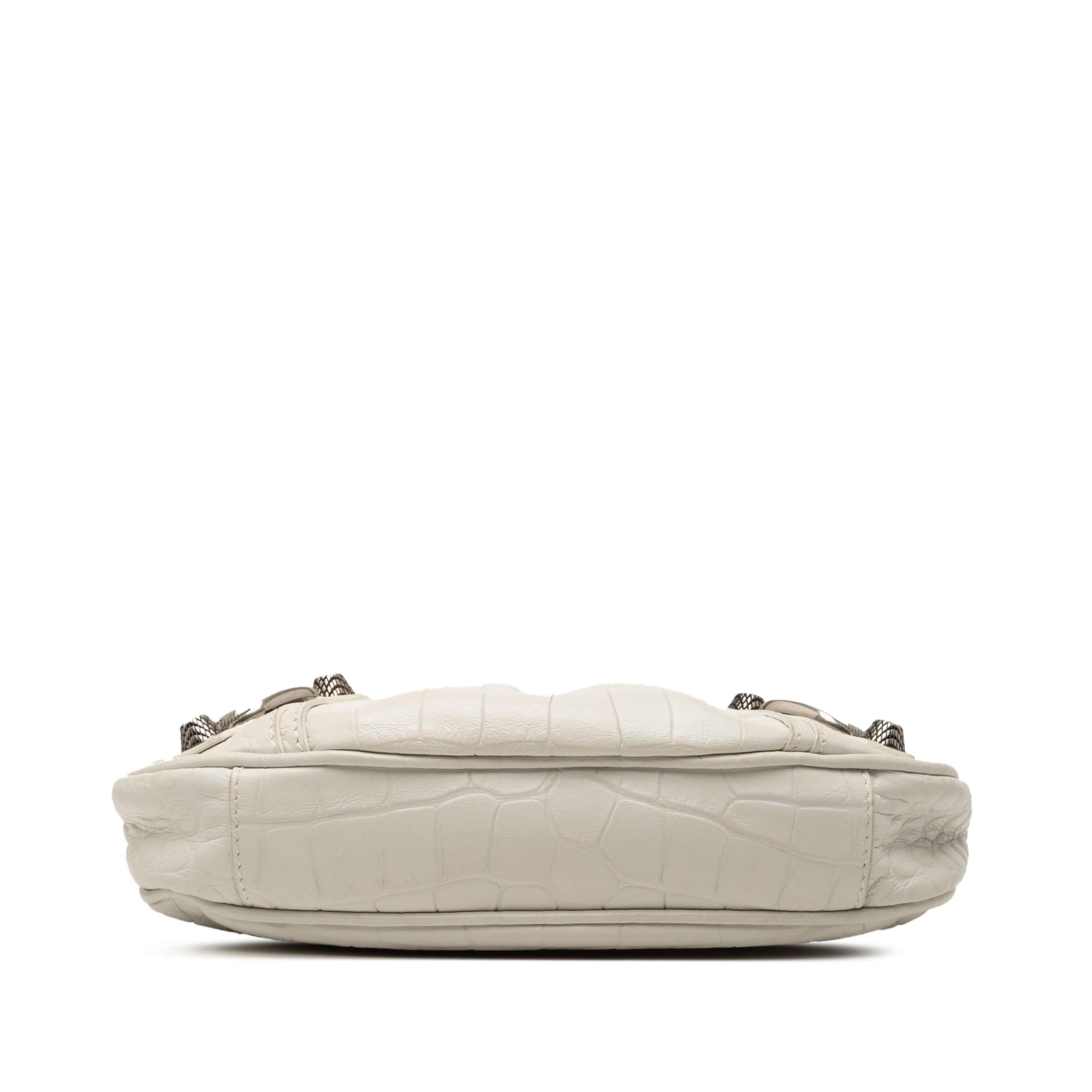 Balenciaga Mini Embossed Leather Motocross Le Cagole, från Luxclusif, i färgen vit. Klicka för att öppna bilden i stort format