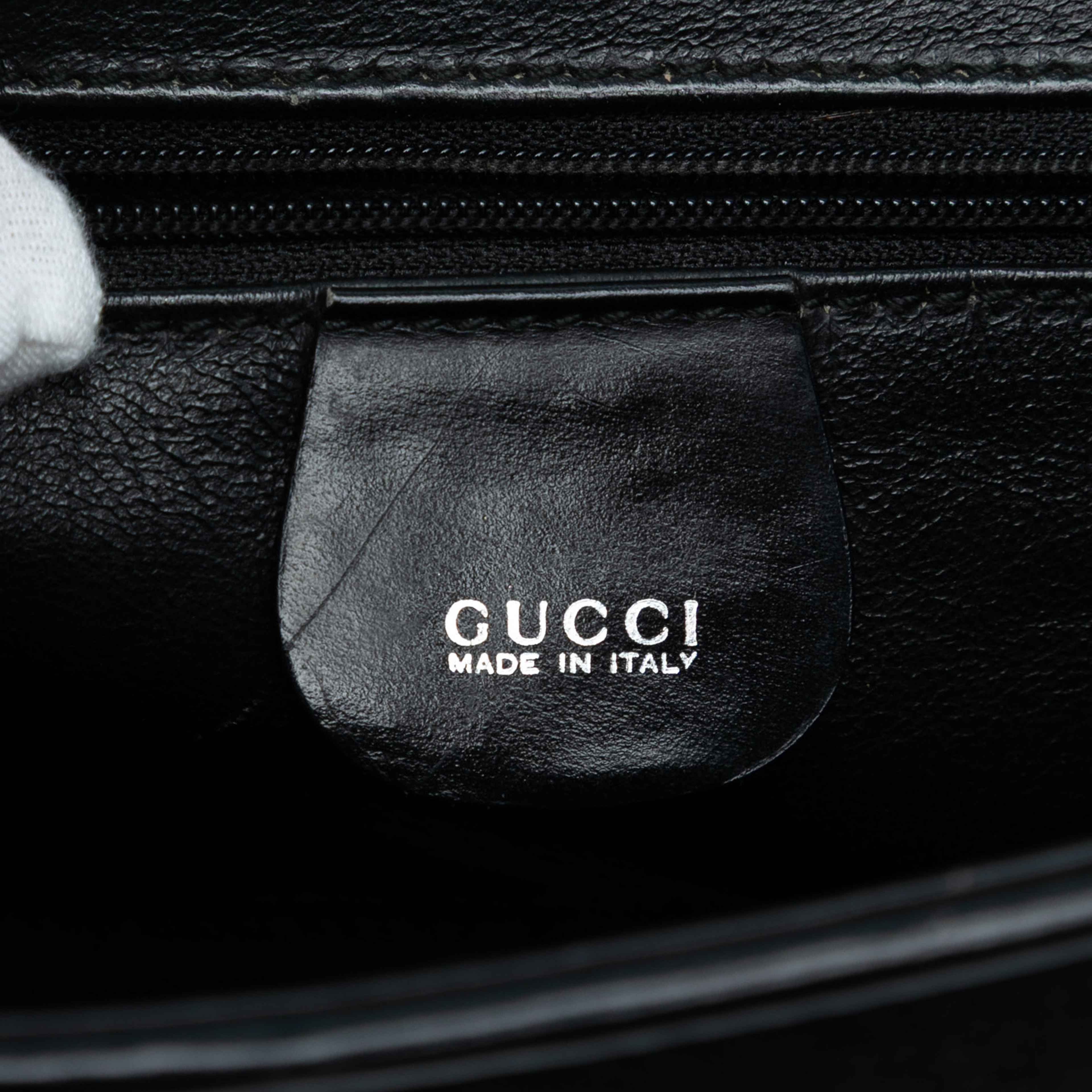 Gucci Pony Hair Shoulder Bag, från Luxclusif, i färgen black. Klicka för att öppna bilden i stort format