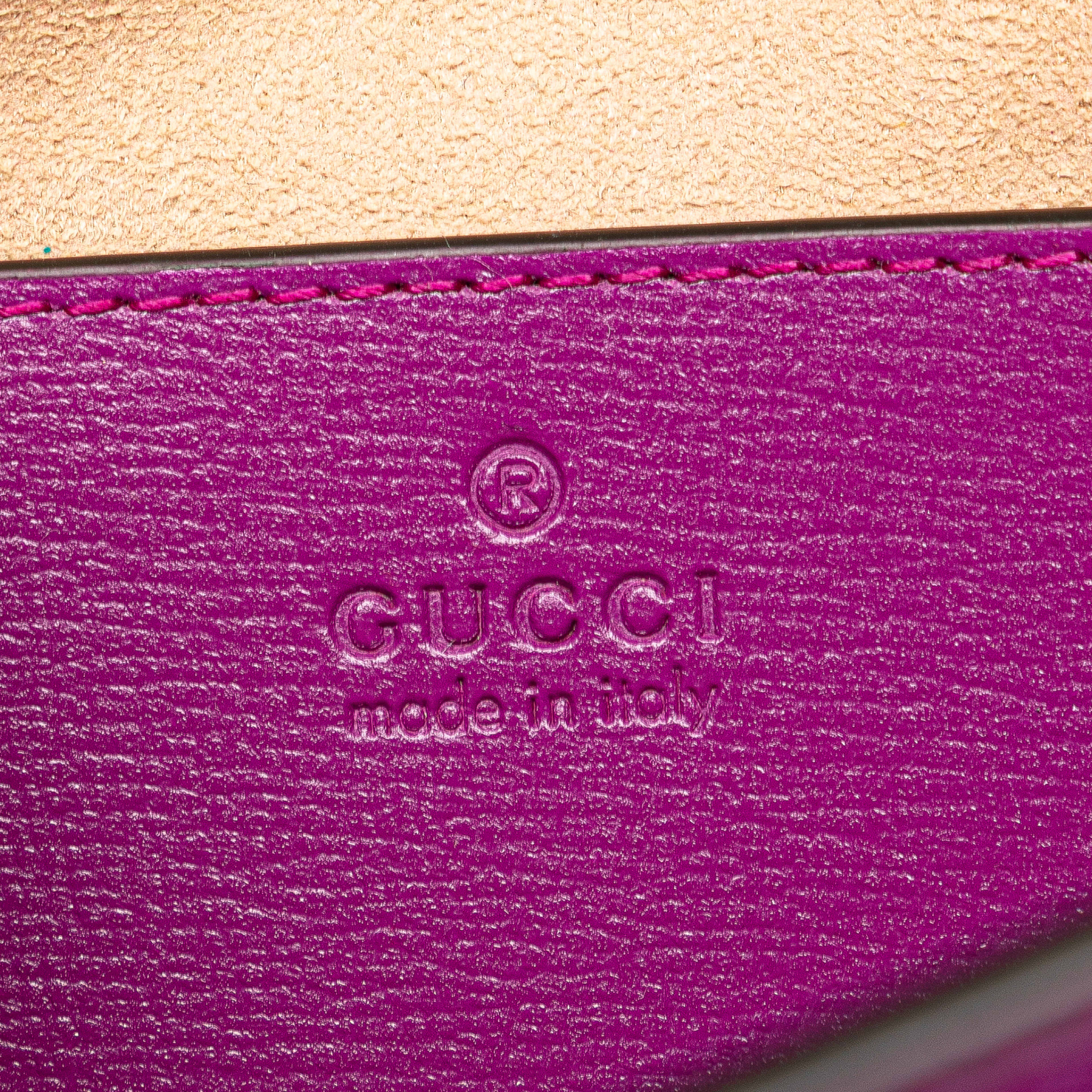 Gucci Mini Leather Horsebit 1955 Web Crossbody, från Luxclusif, i färgen purple. Klicka för att öppna bilden i stort format