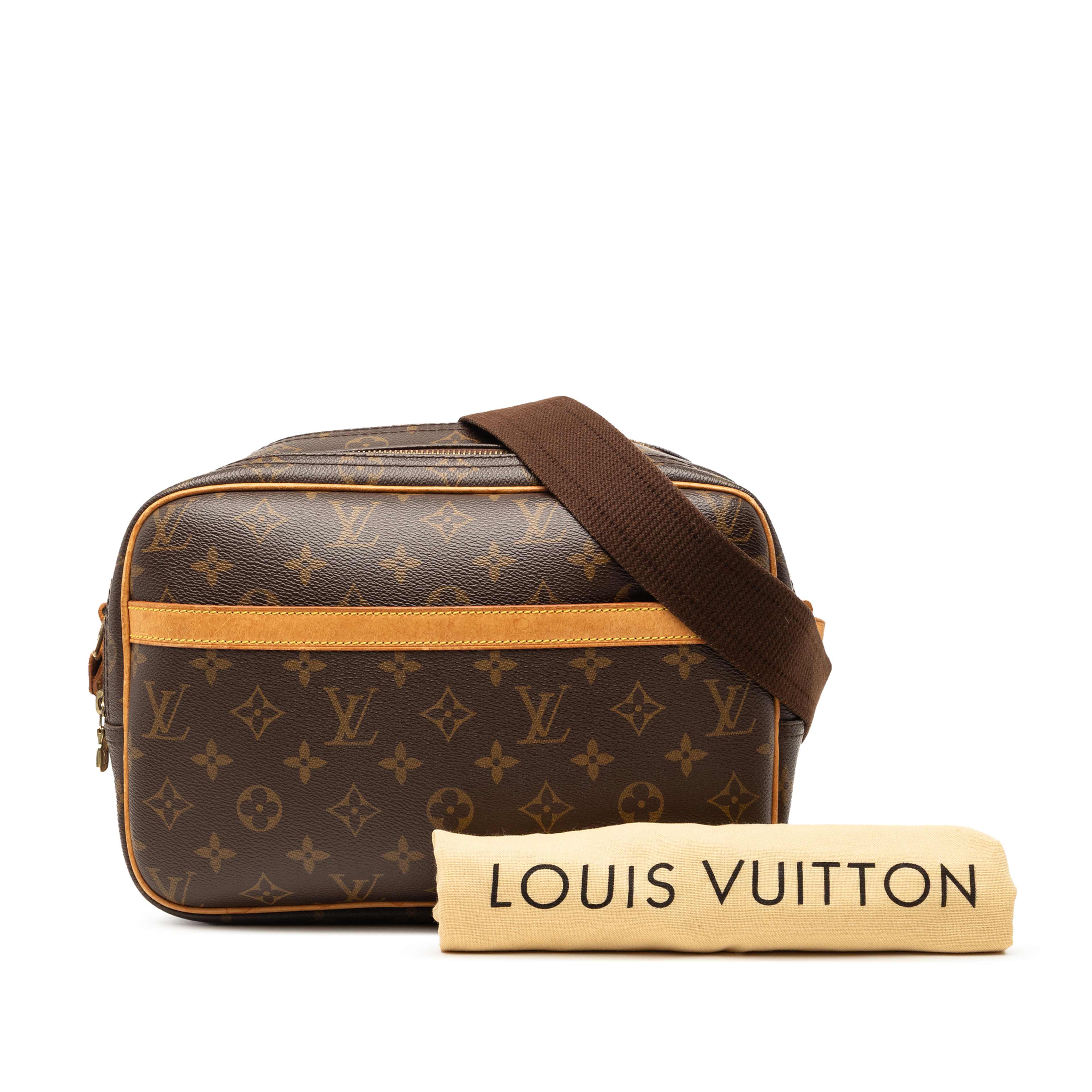 Louis Vuitton Monogram Reporter Pm, från Luxclusif, i färgen brun. Klicka för att öppna bilden i stort format