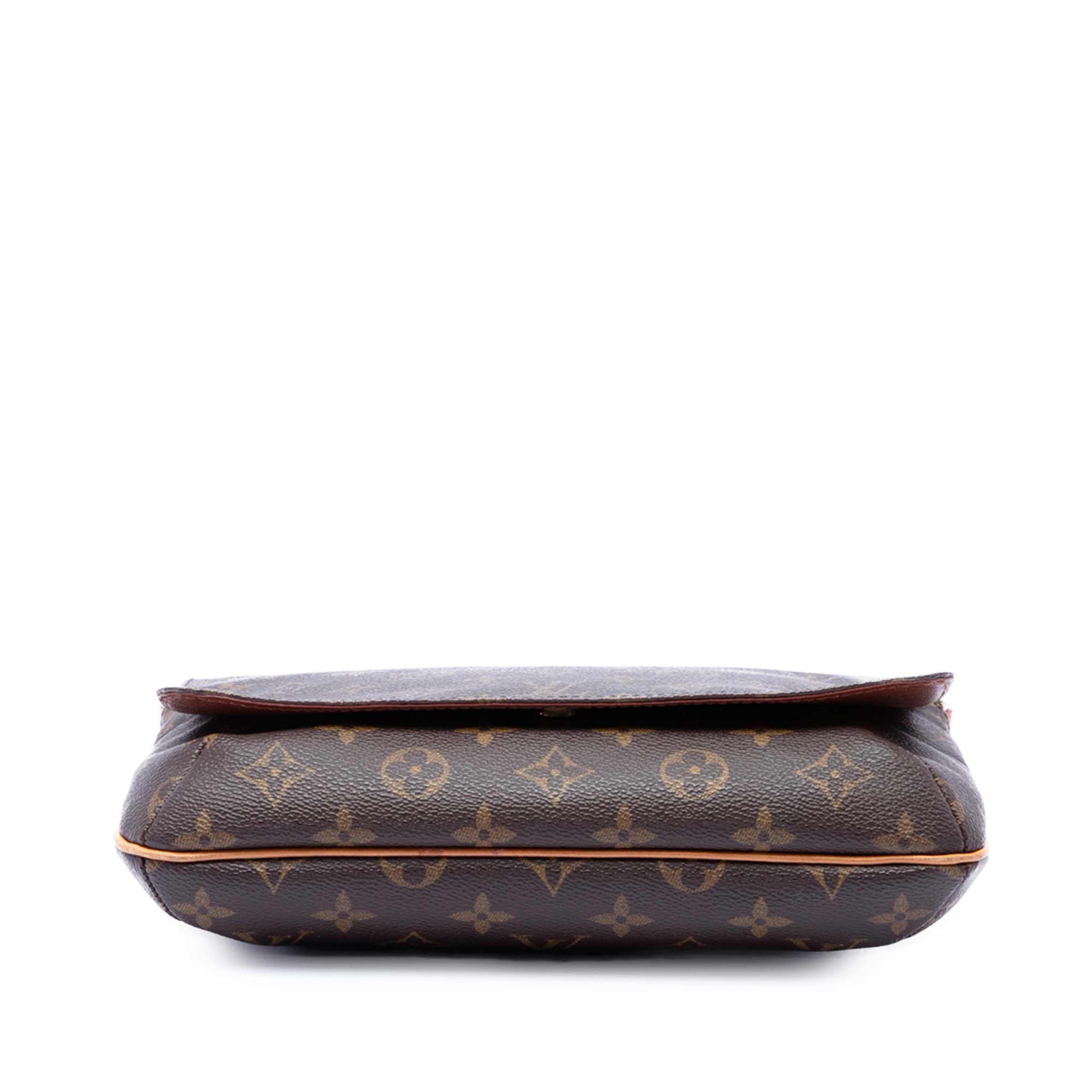 Louis Vuitton Monogram Musette Tango Short Strap, från Luxclusif, i färgen brun. Klicka för att öppna bilden i stort format