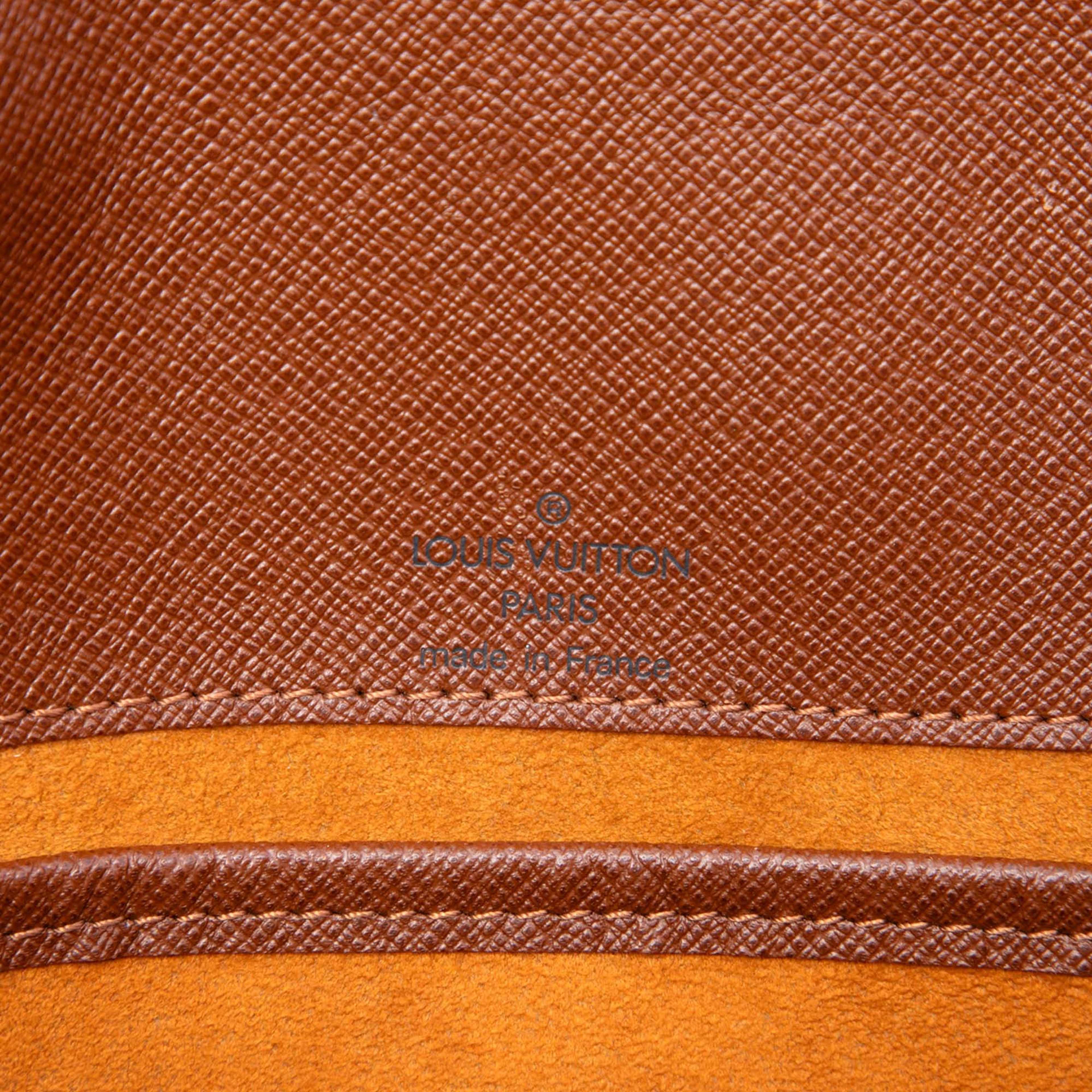 Louis Vuitton Monogram Musette Tango Short Strap, från Luxclusif, i färgen brown. Klicka för att öppna bilden i stort format