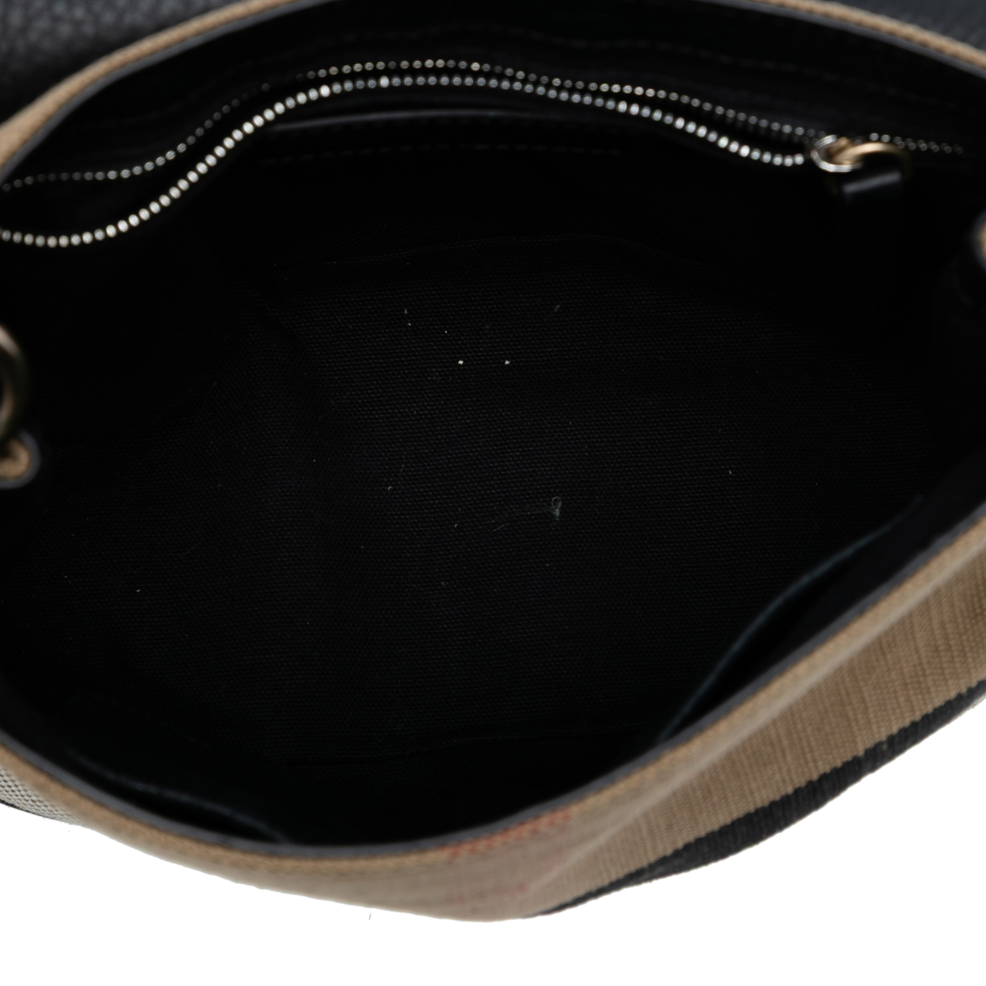 Burberry Mega Check Canvas And Grained Calfskin Gowan Crossbody, från Luxclusif, i färgen light brown. Klicka för att öppna bilden i stort format