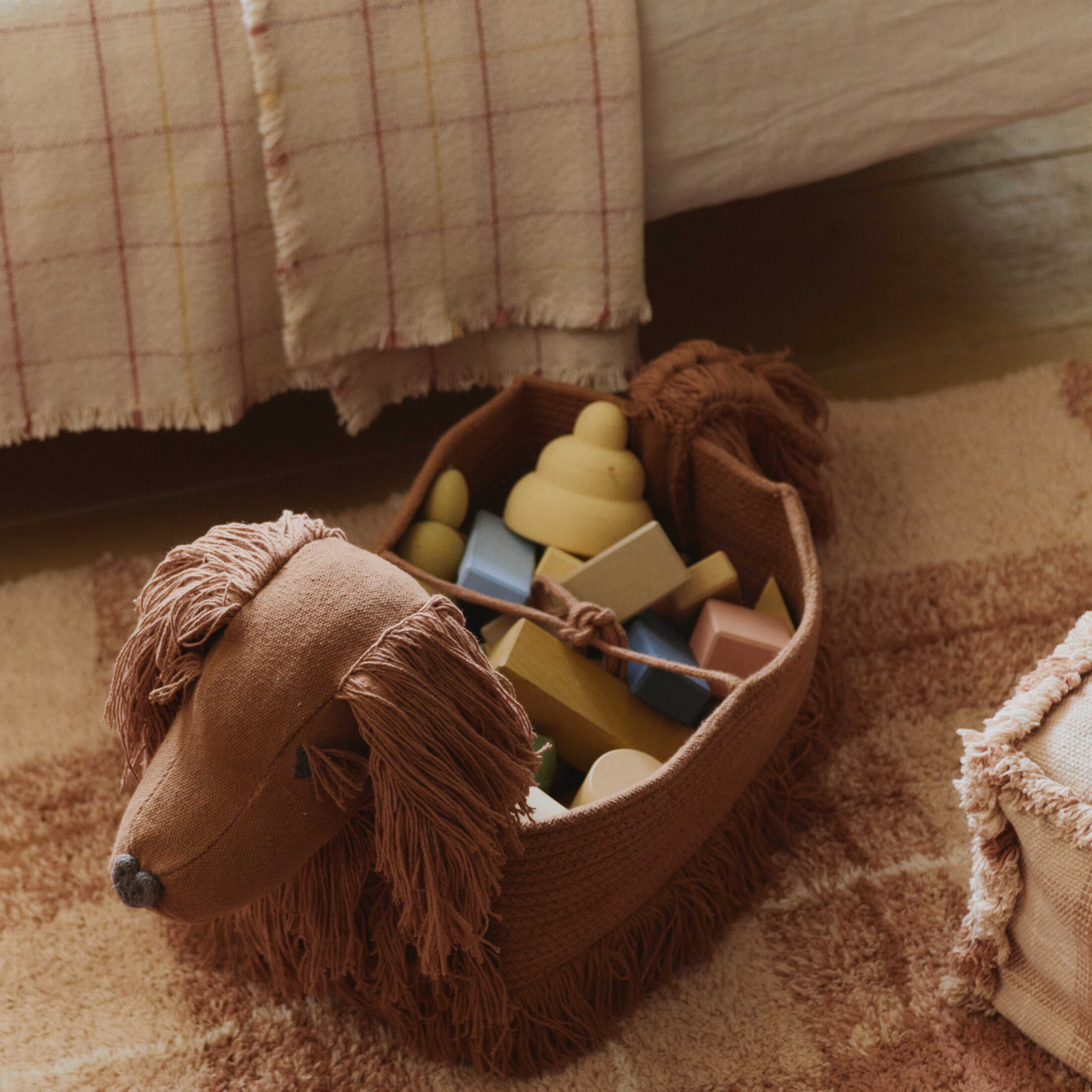 Handvävd Sängöverkast För Barn I Tartan, från LORENA CANALS, i färgen naturlig, honung, canyon rose, vintage nude. Klicka för att öppna bilden i stort format