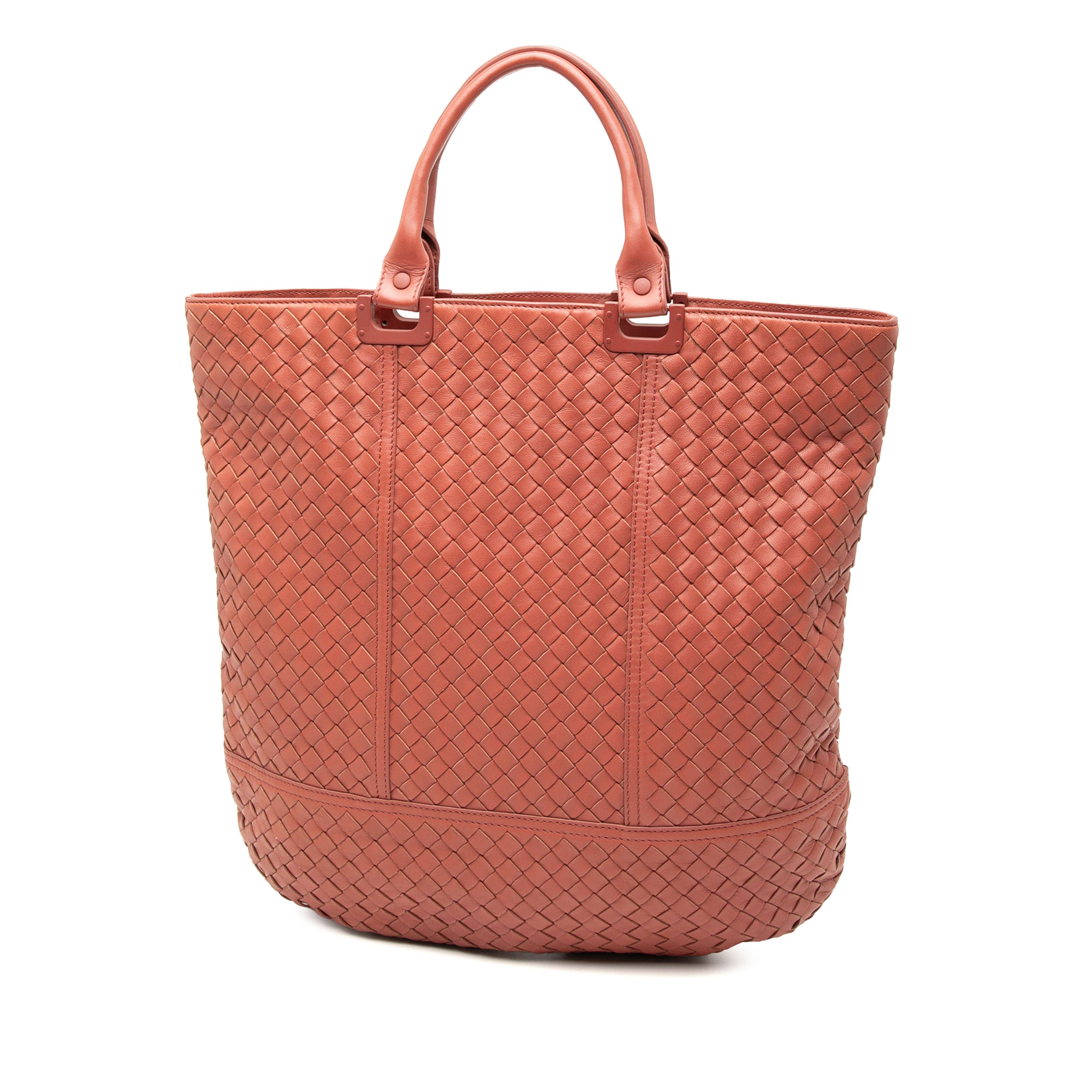Bottega Veneta Nappa Intrecciato Tote, från Luxclusif, i färgen orange. Klicka för att öppna bilden i stort format