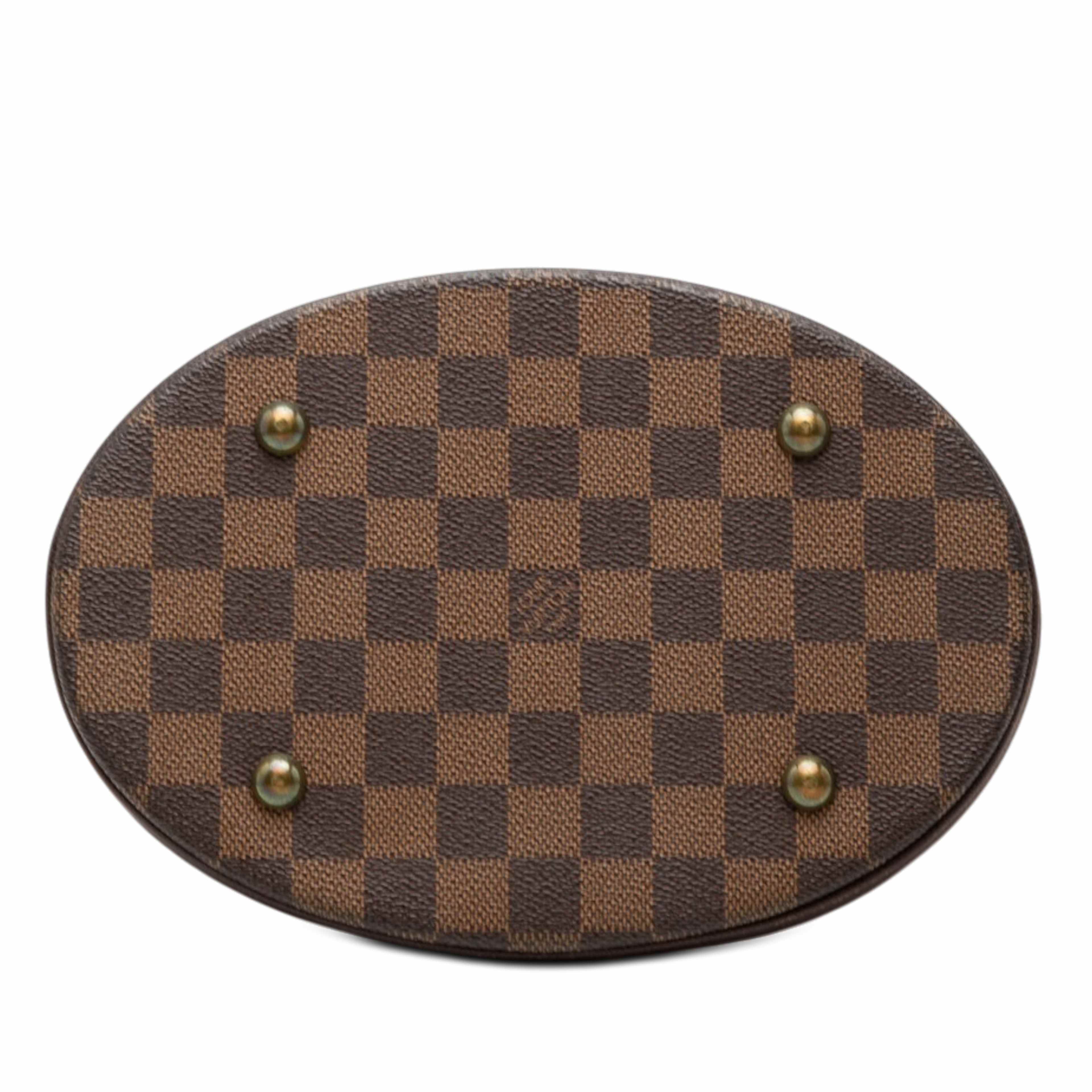 Louis Vuitton Damier Ebene Marais, från Luxclusif, i färgen brown. Klicka för att öppna bilden i stort format
