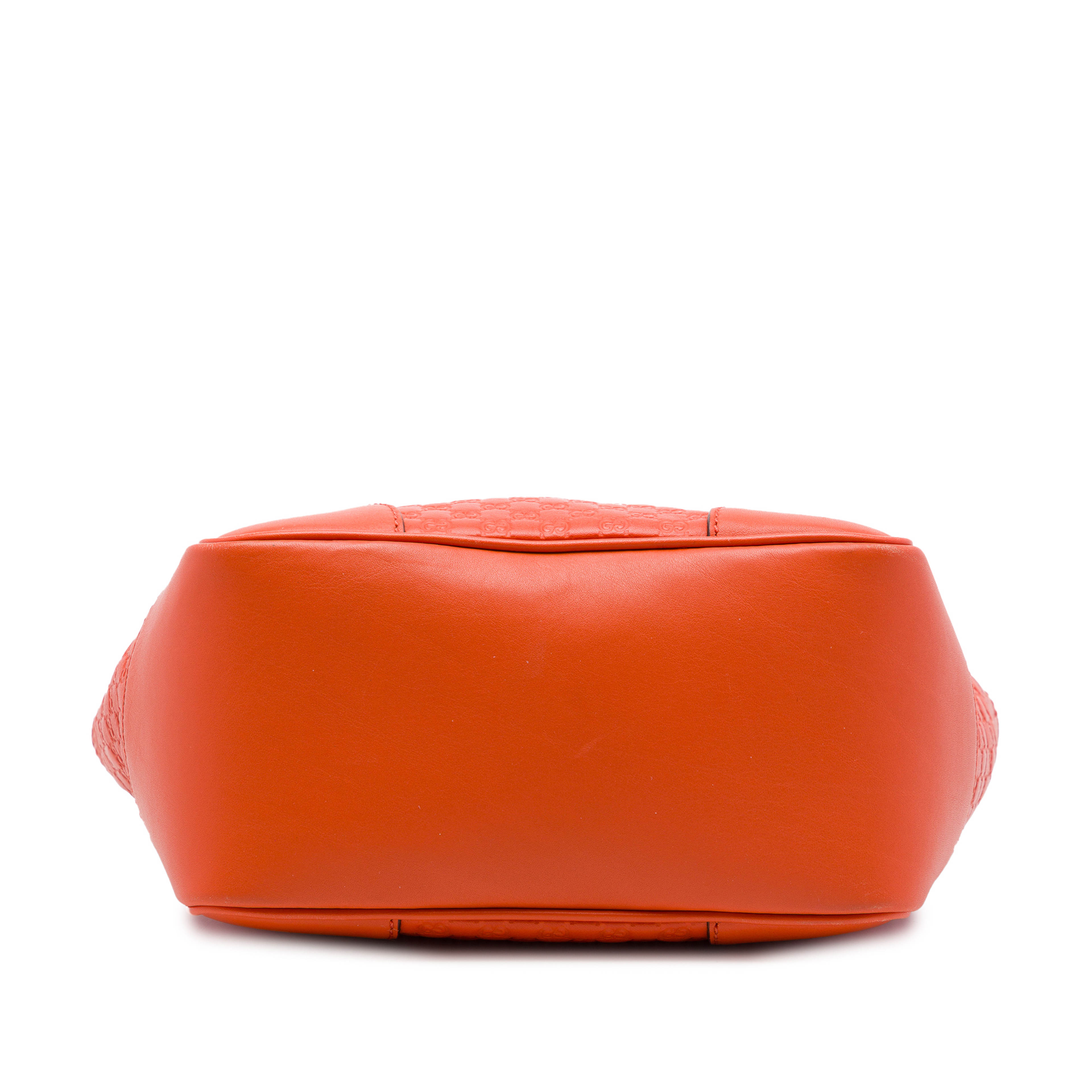 Gucci Small Microguccissima Bree Satchel, från Luxclusif, i färgen orange. Klicka för att öppna bilden i stort format