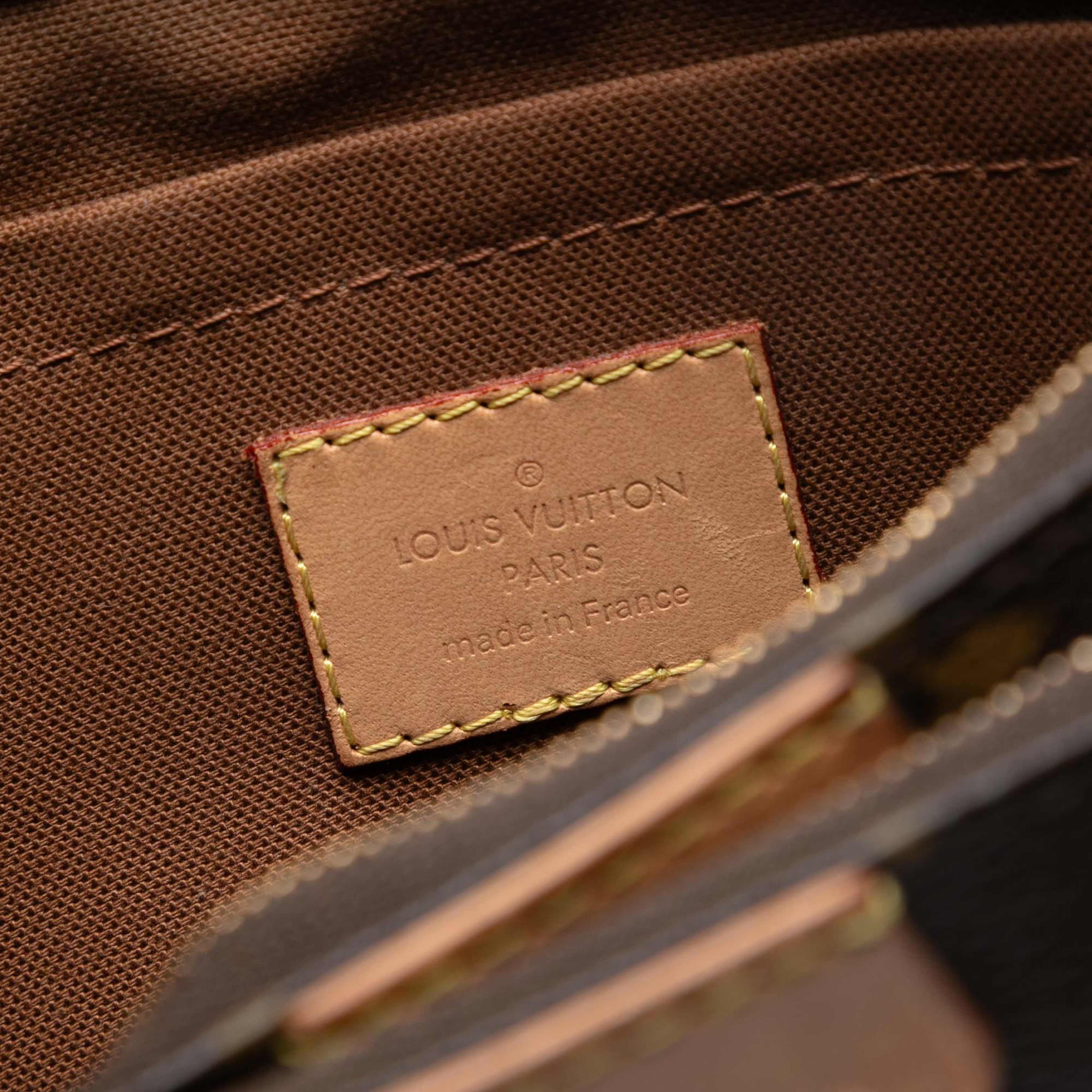 Louis Vuitton Monogram Multi Pochette Accessoires, från Luxclusif, i färgen brown. Klicka för att öppna bilden i stort format