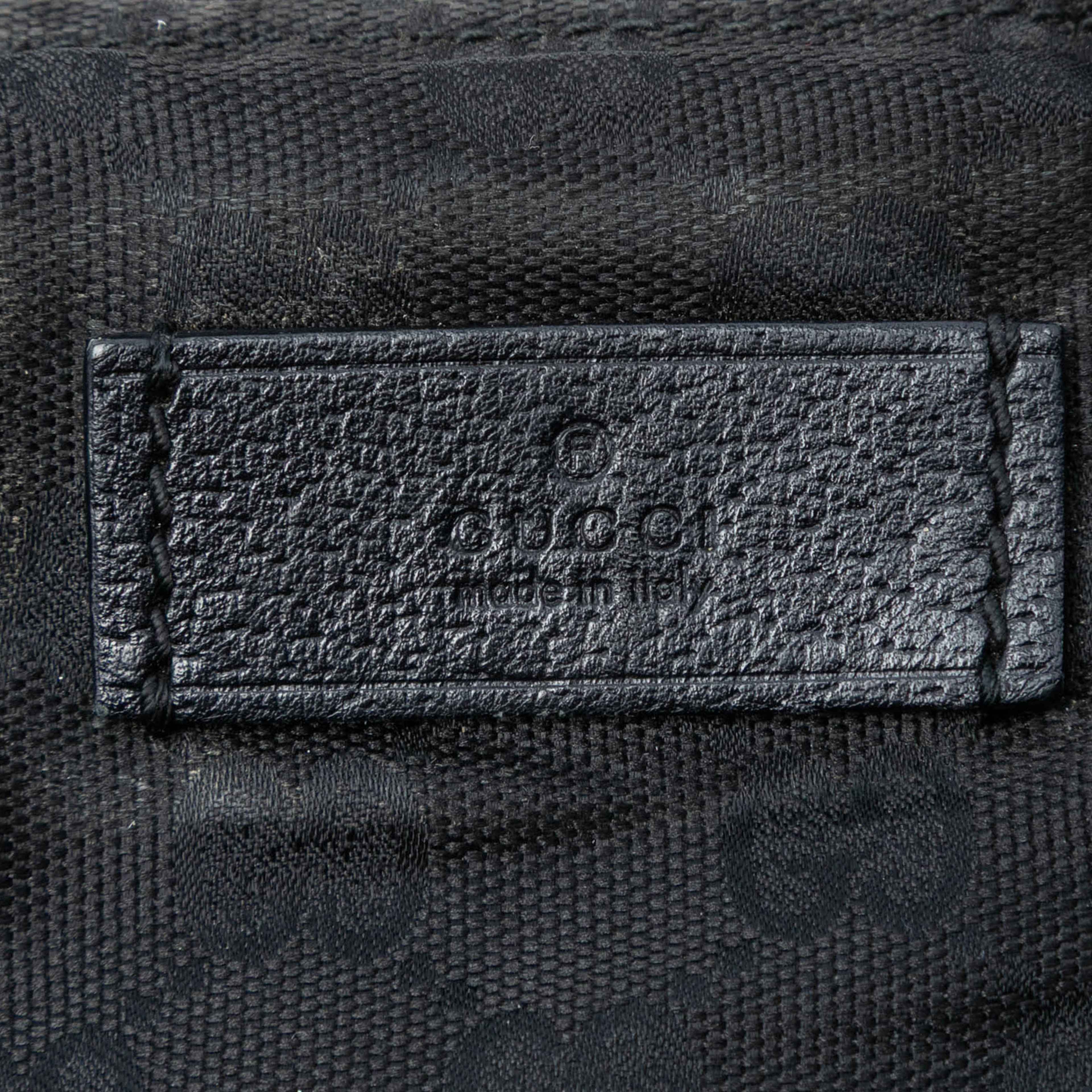 Gucci Gg Canvas Web Tote, från Luxclusif, i färgen svart. Klicka för att öppna bilden i stort format
