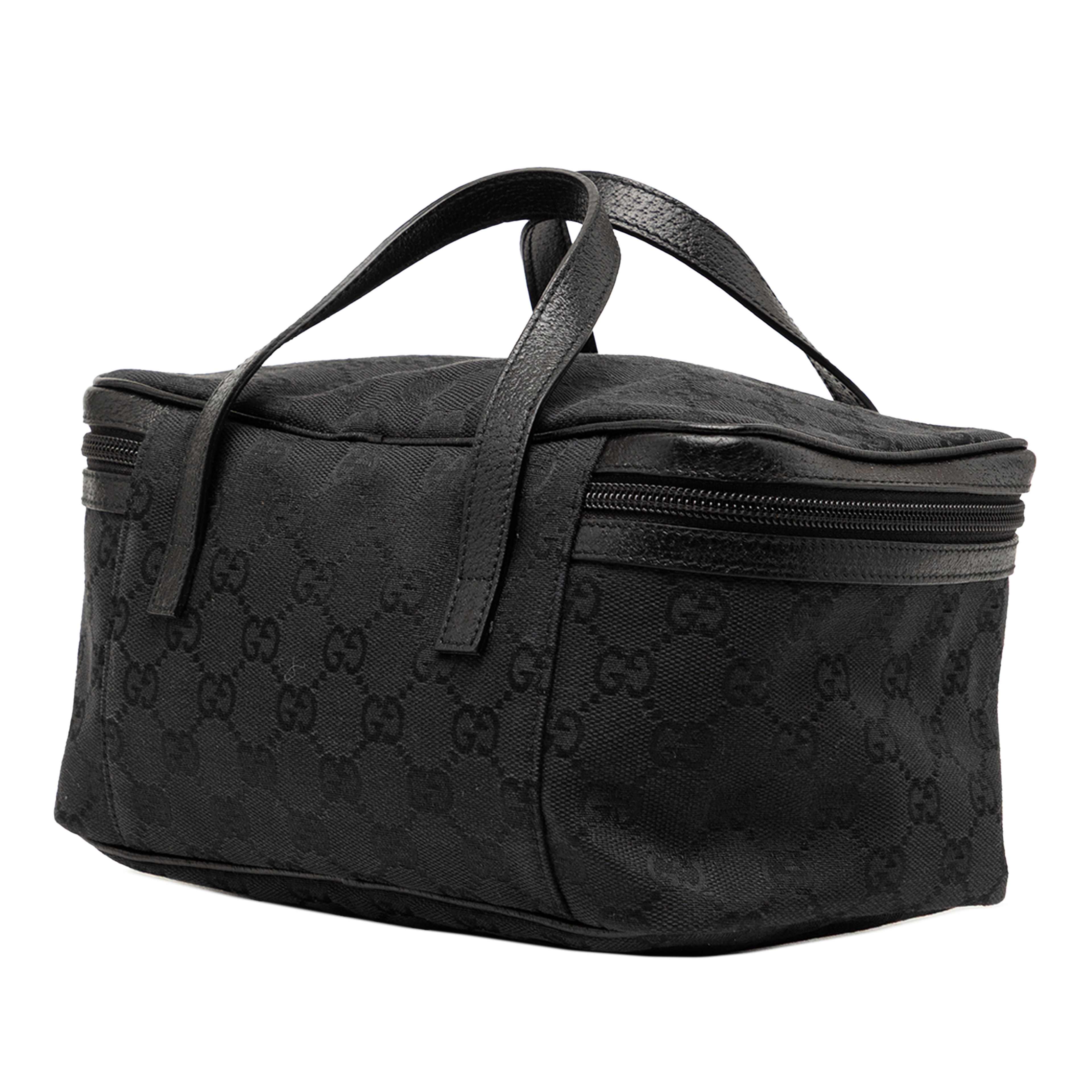 Gucci Gg Canvas Vanity Bag, från Luxclusif, i färgen black. Klicka för att öppna bilden i stort format