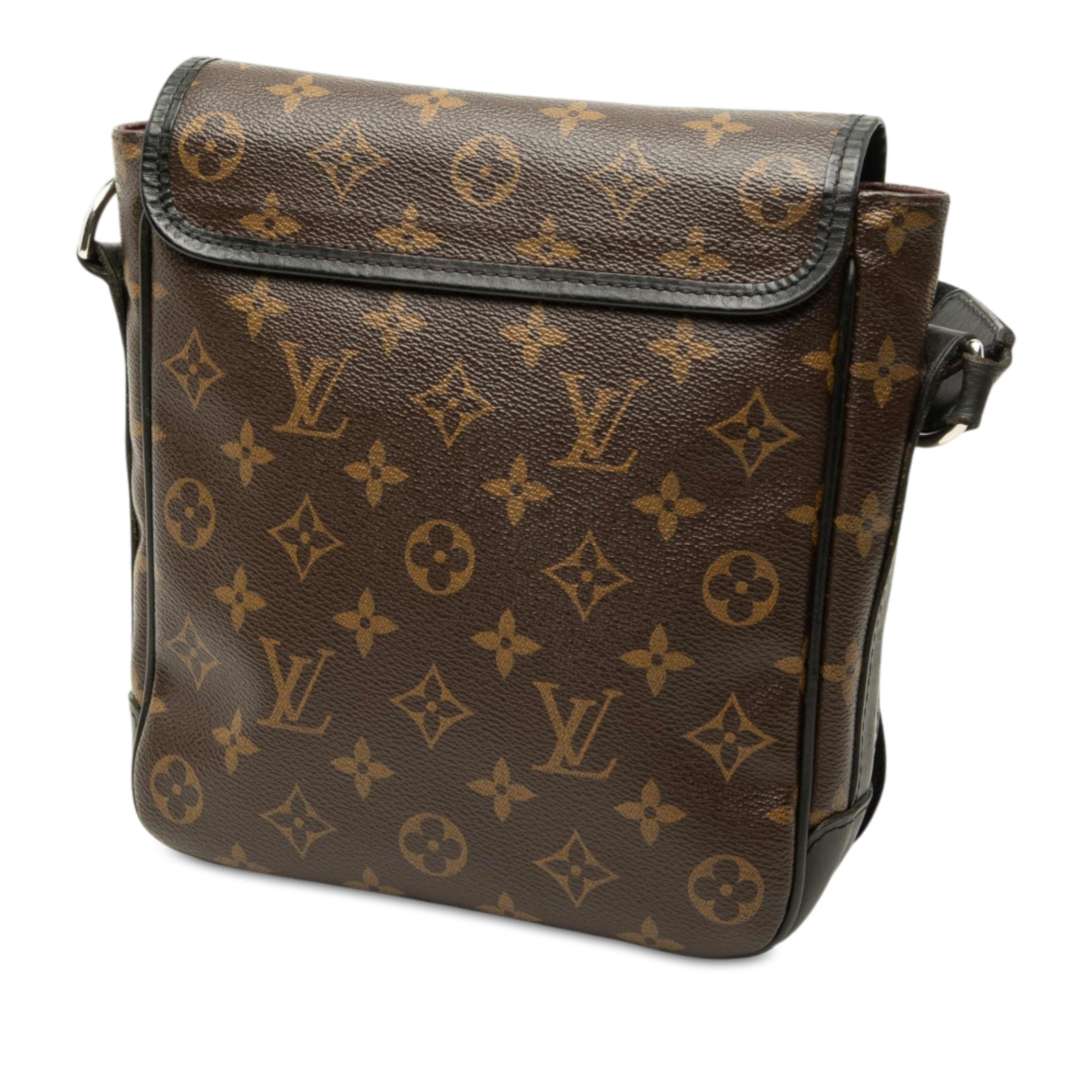 Louis Vuitton Monogram Macassar Bass Pm, från Luxclusif, i färgen brun. Klicka för att öppna bilden i stort format