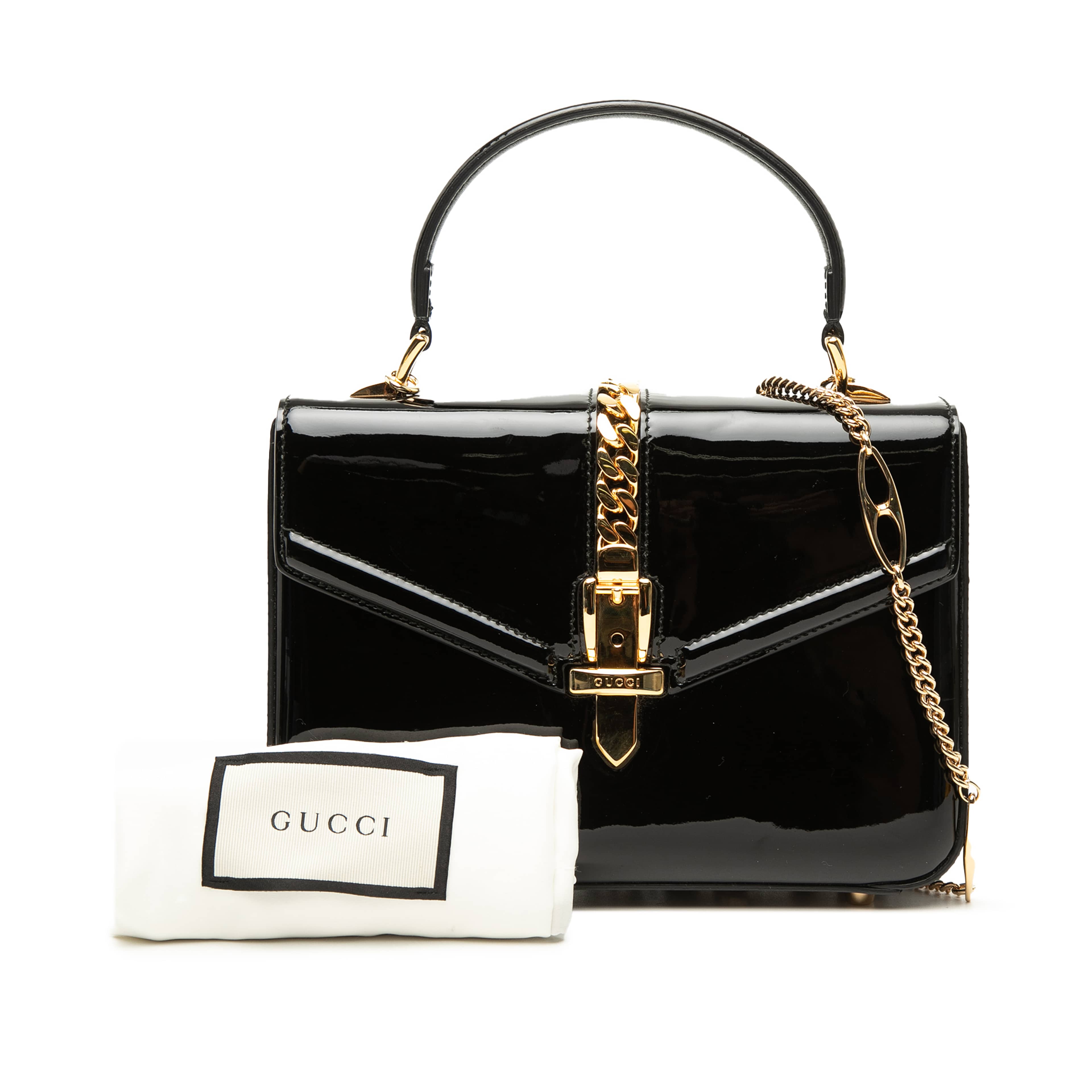 Gucci Mini Patent Sylvie 1969 Top Handle Bag, från Luxclusif, i färgen svart. Klicka för att öppna bilden i stort format