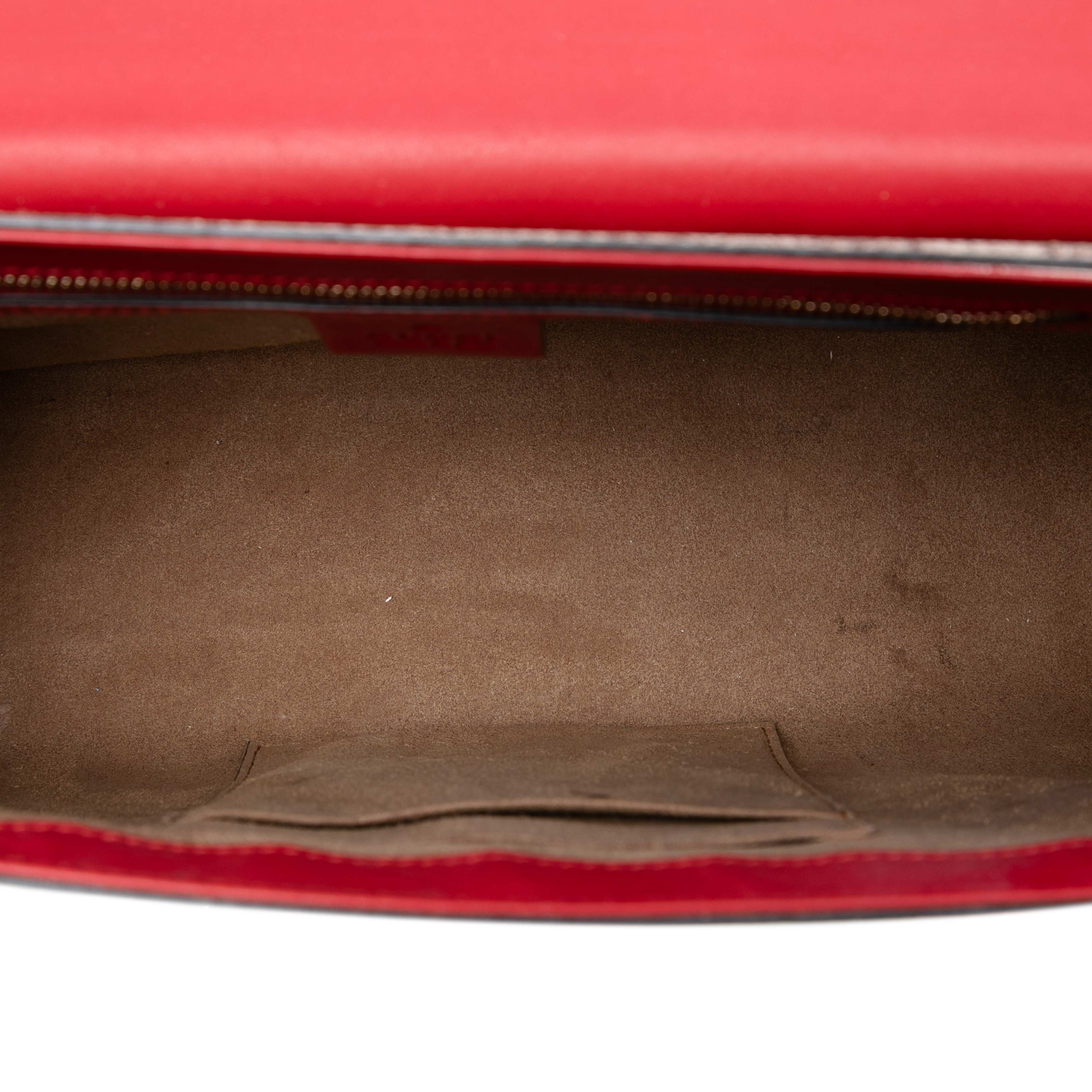 Gucci Medium Gg Supreme Padlock Shoulder Bag, från Luxclusif, i färgen beige. Klicka för att öppna bilden i stort format