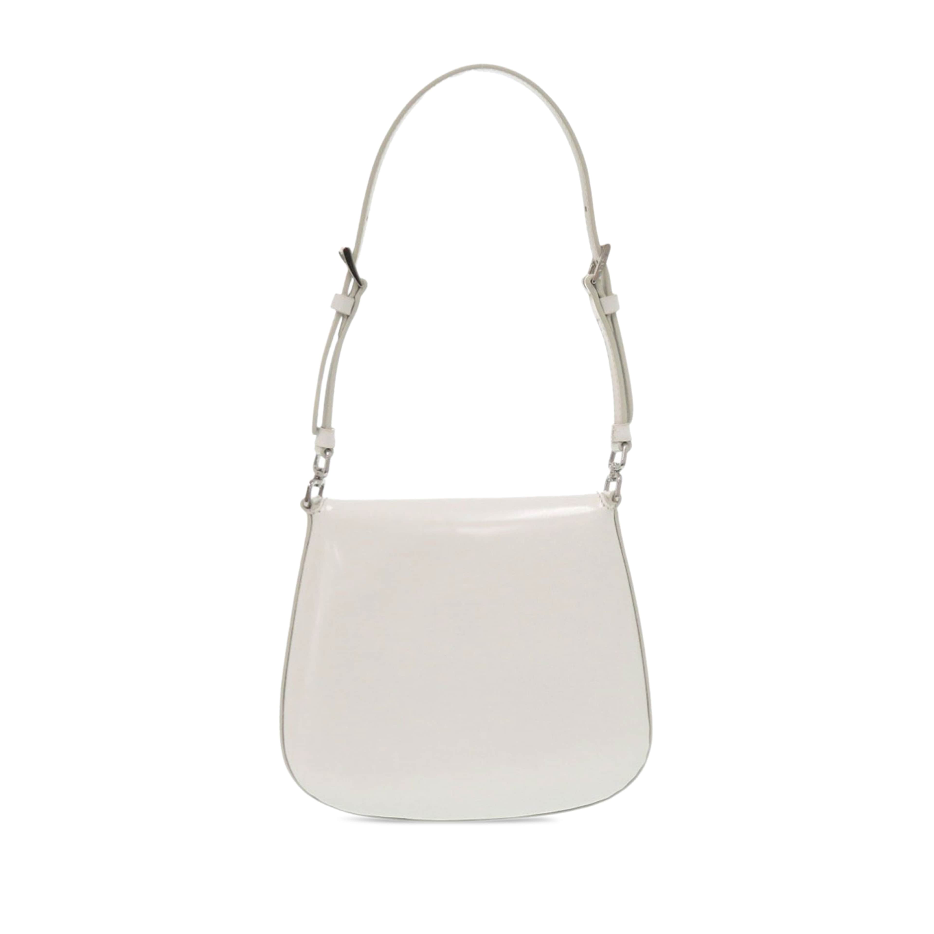 Prada Mini Brushed Leather Cleo Bag, från Luxclusif, i färgen vit. Klicka för att öppna bilden i stort format