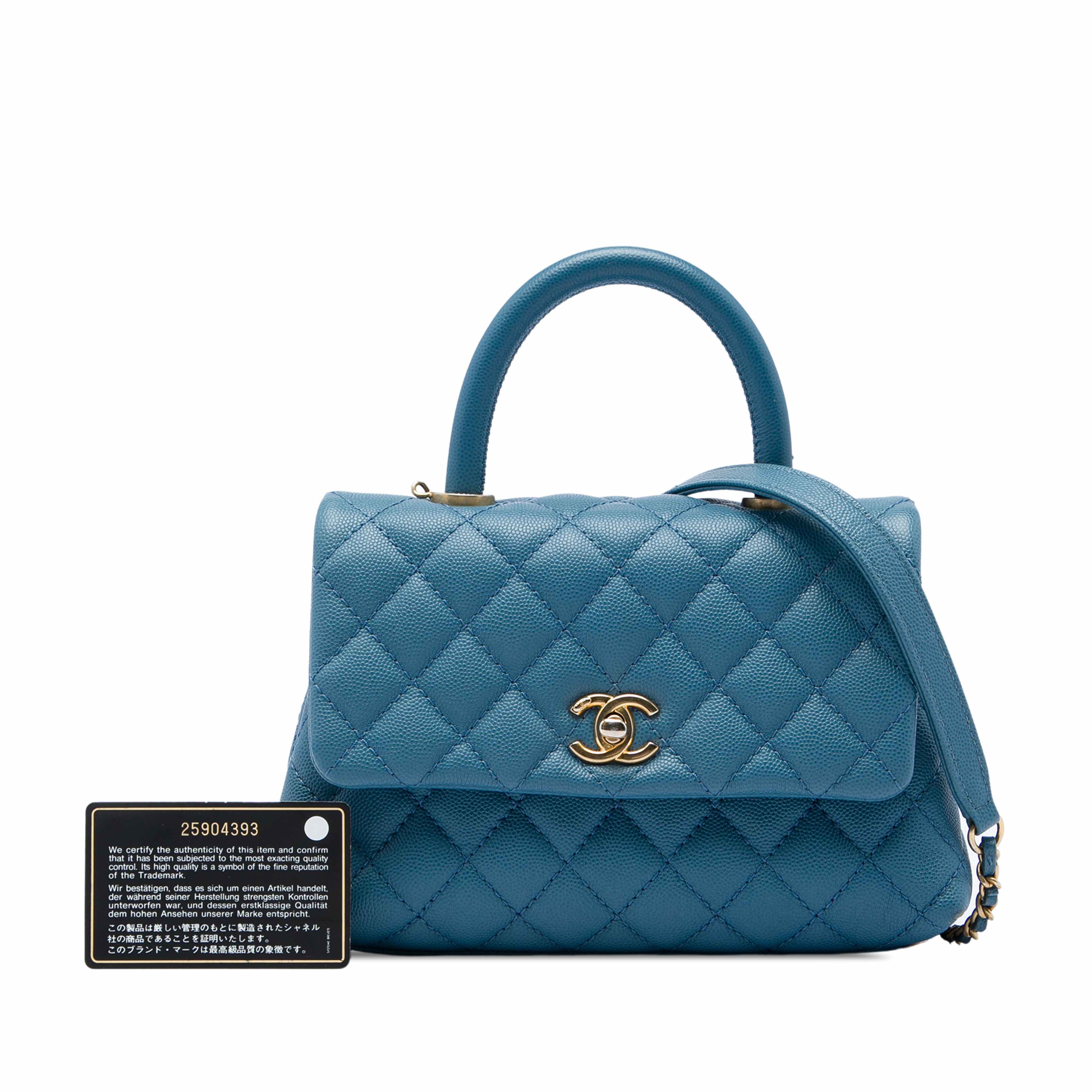 Chanel Mini Caviar Coco Top Handle Bag, från Luxclusif, i färgen blå. Klicka för att öppna bilden i stort format