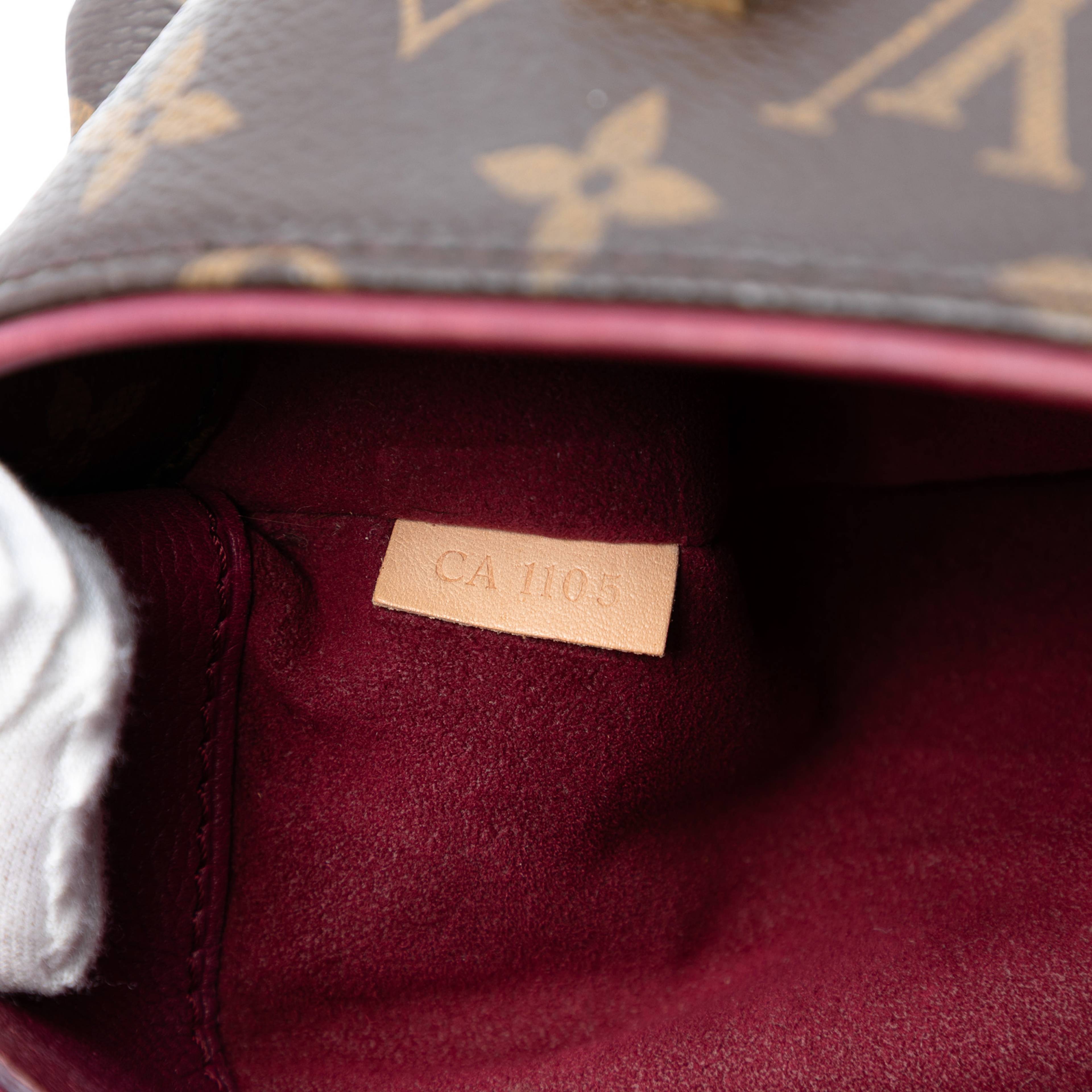 Louis Vuitton Monogram Pallas Mm, från Luxclusif, i färgen brown. Klicka för att öppna bilden i stort format