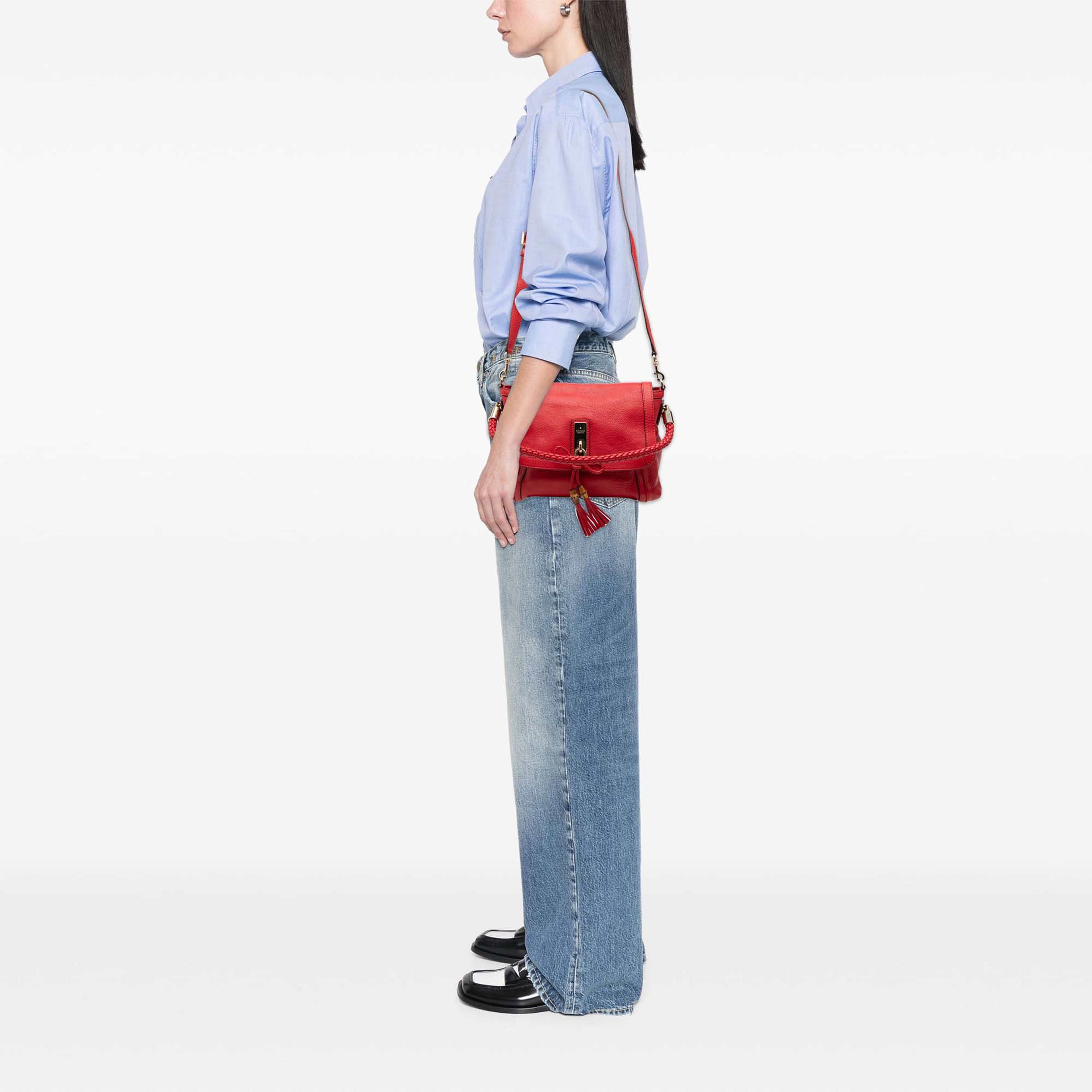 Gucci Leather Bella Satchel, från Luxclusif, i färgen röd. Klicka för att öppna bilden i stort format