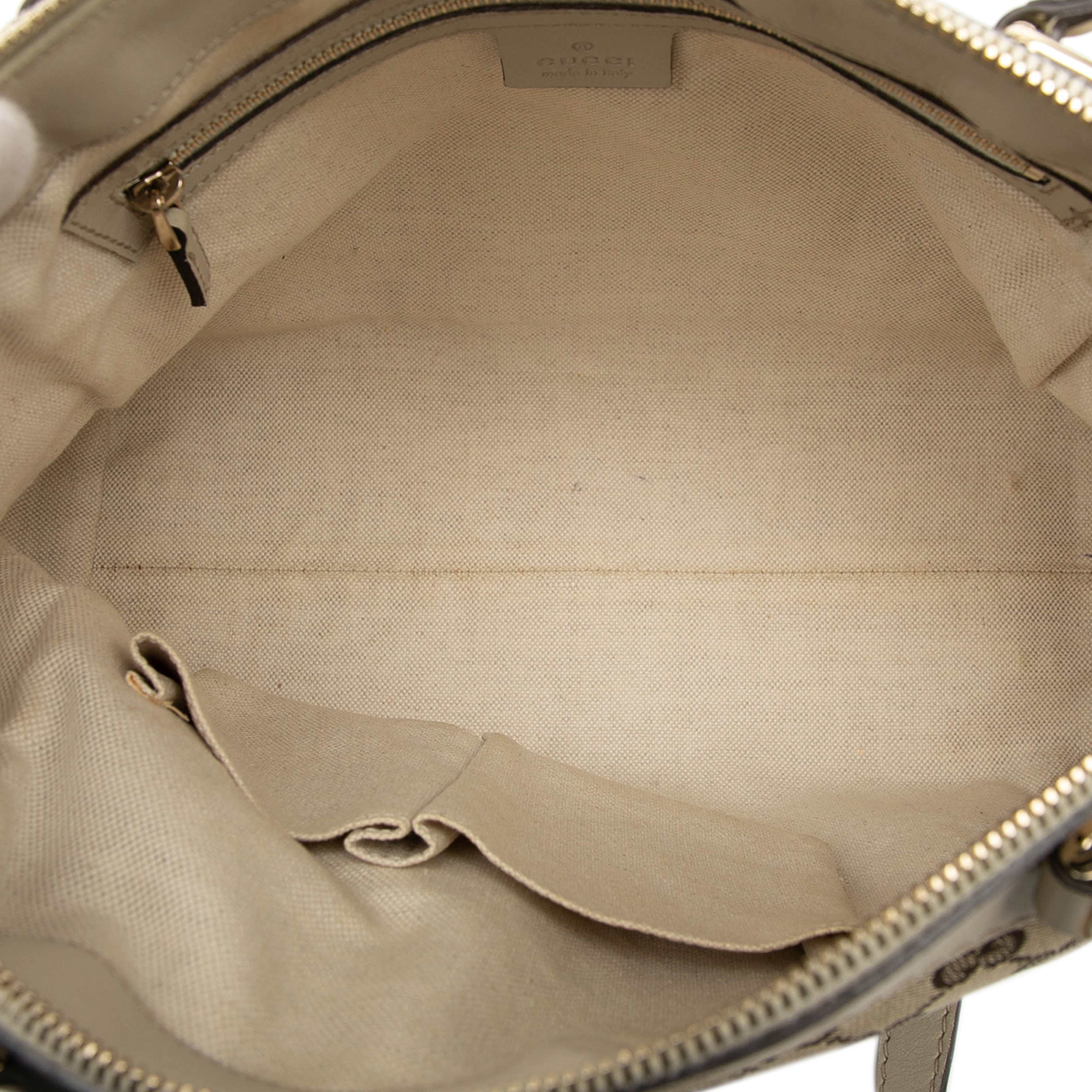 Gucci Gg Canvas Web Mayfair Satchel, från Luxclusif, i färgen beige. Klicka för att öppna bilden i stort format