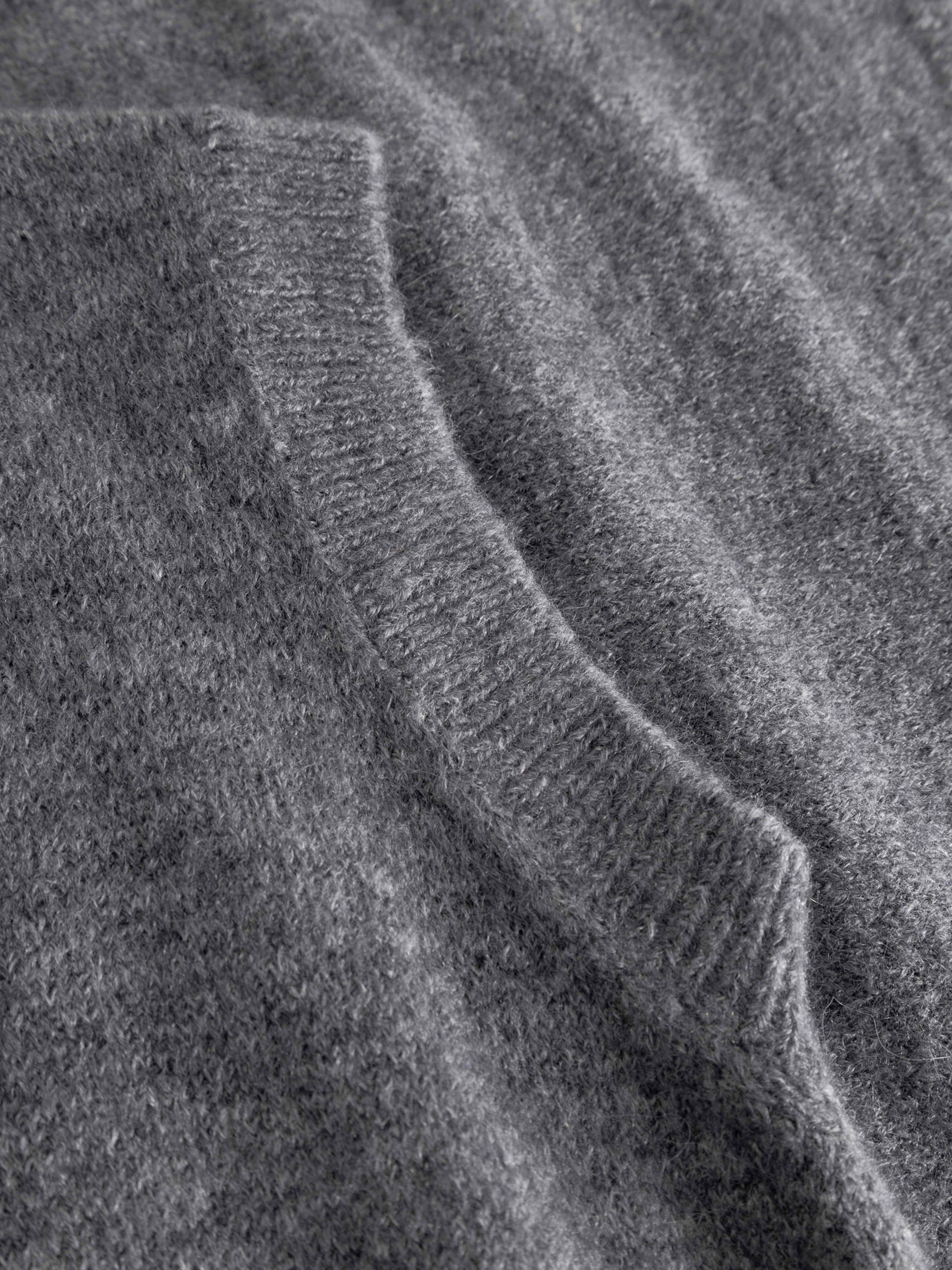 N-leatrice Knit Vest - Dark Grey Melange, från Noella, i färgen dark grey melange. Klicka för att öppna bilden i stort format