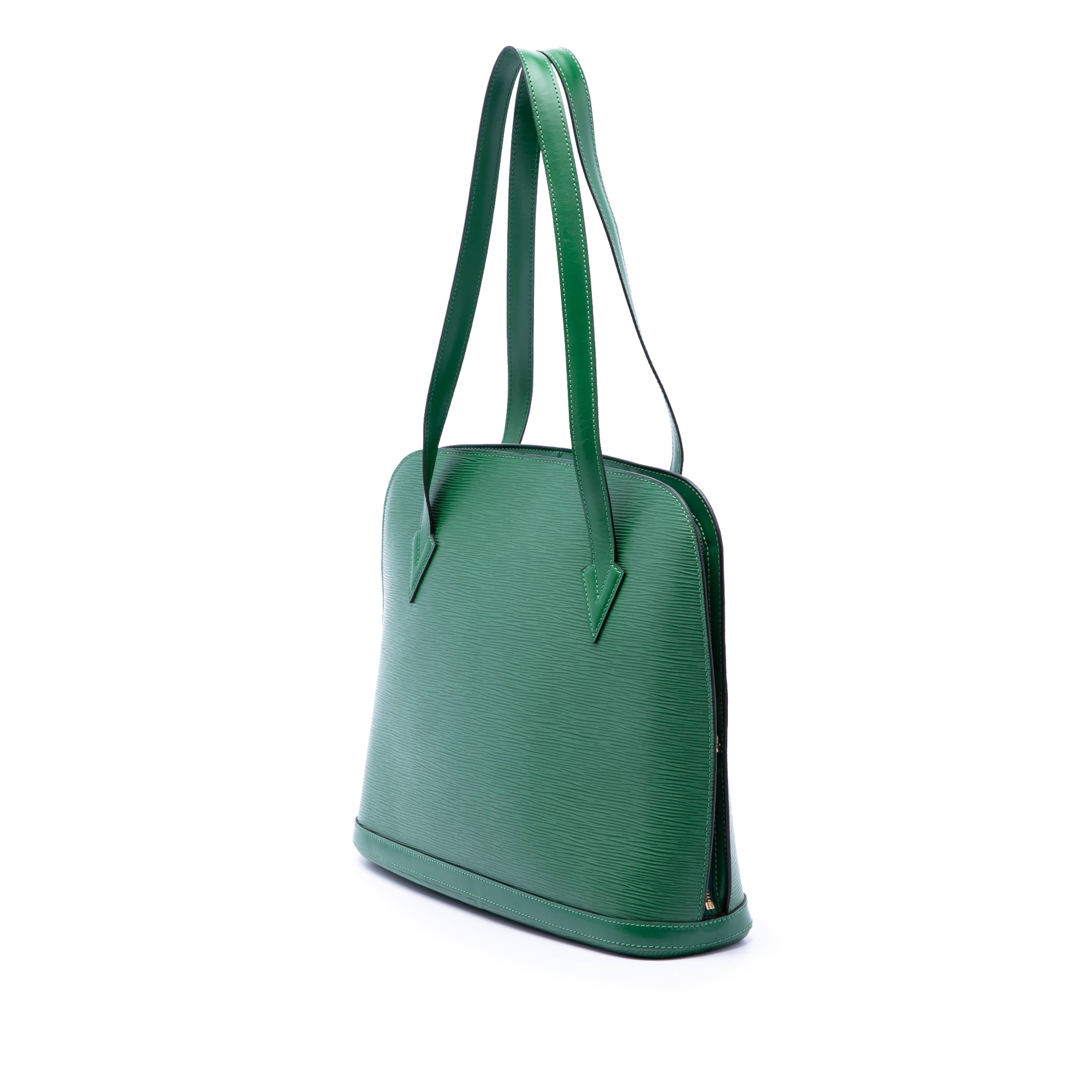 Louis Vuitton Epi Lussac, från Luxclusif, i färgen green. Klicka för att öppna bilden i stort format