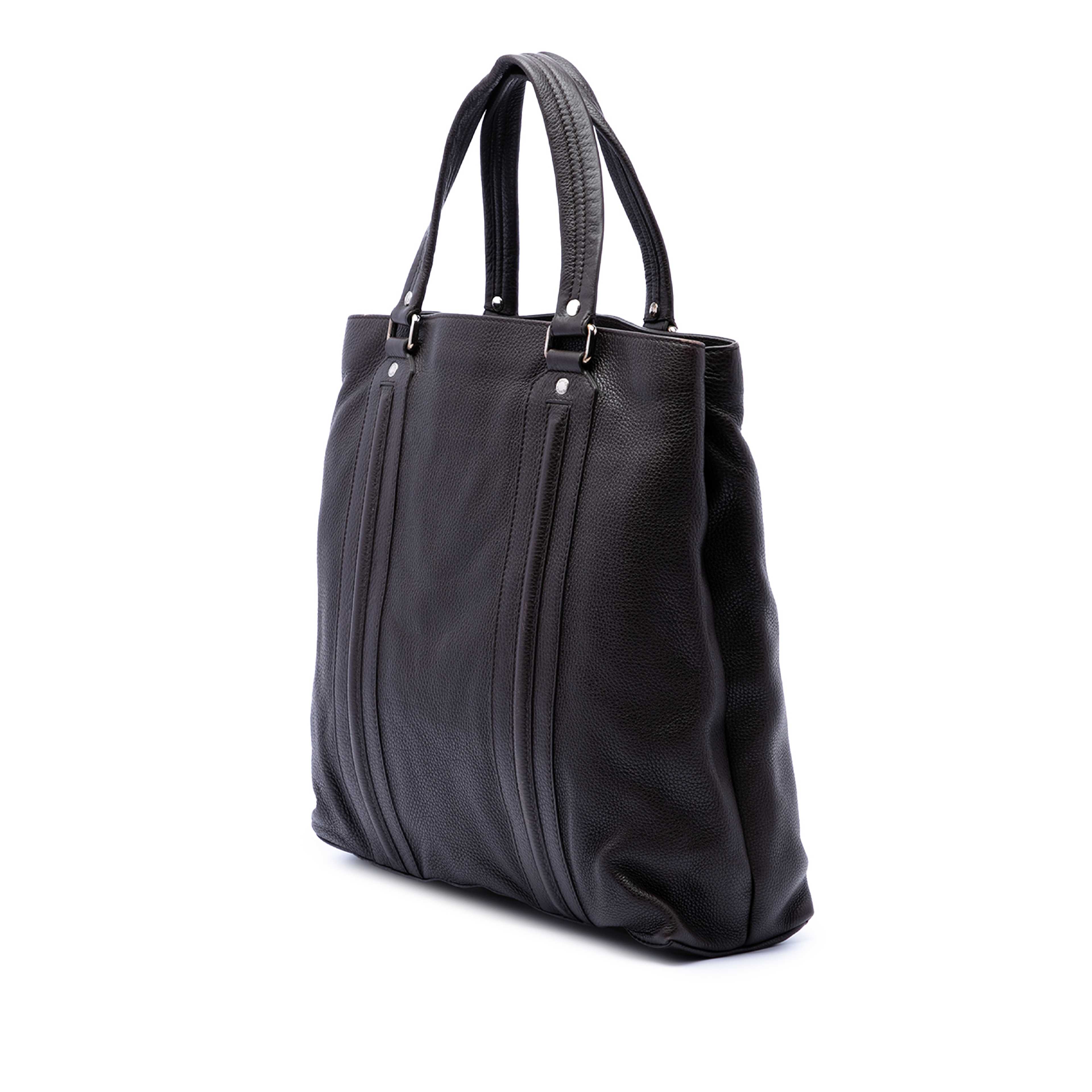 Gucci Grained Calfskin Tote, från Luxclusif, i färgen dark brown. Klicka för att öppna bilden i stort format