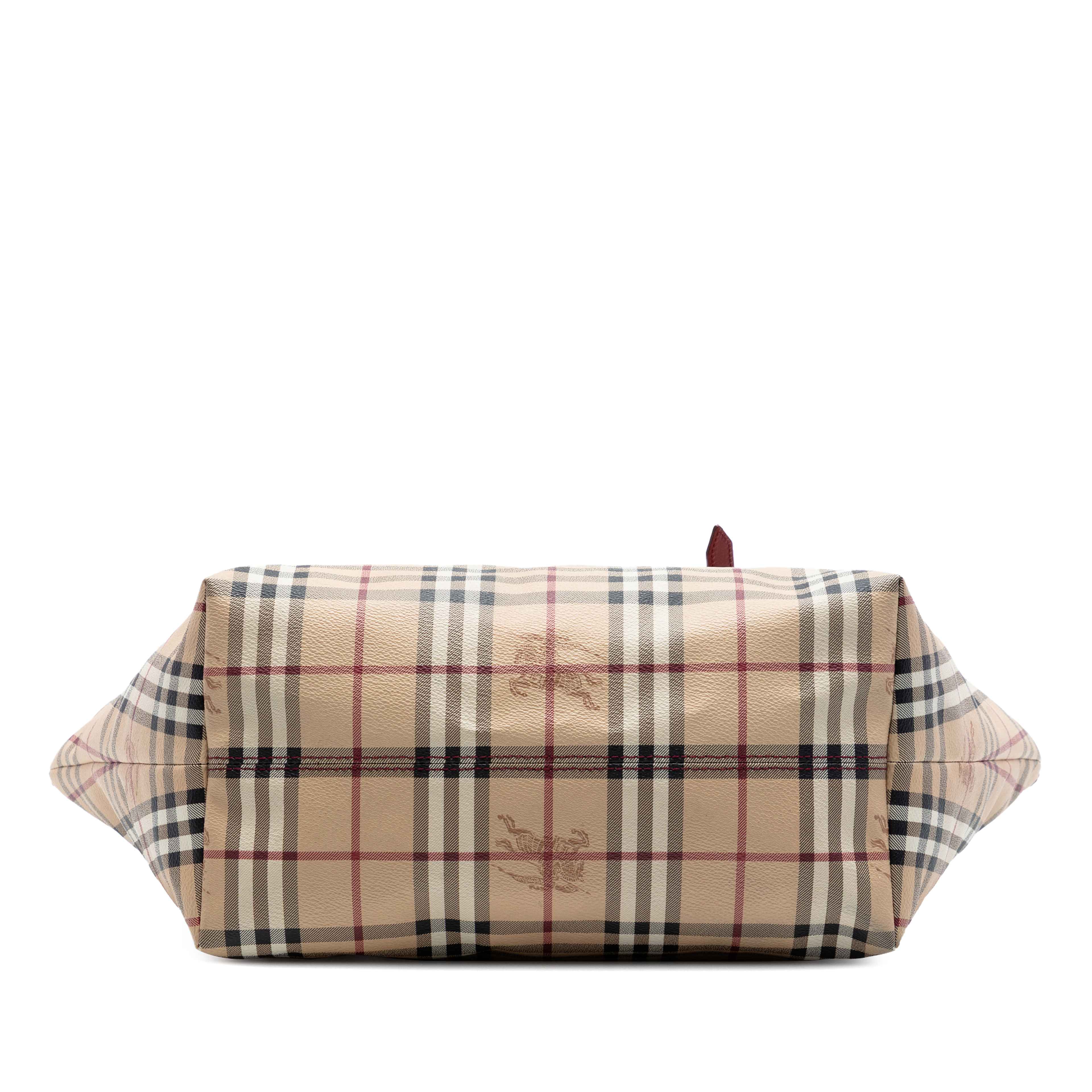 Burberry Medium Haymarket Check Coated Canvas Salisbury Tote, från Luxclusif, i färgen röd. Klicka för att öppna bilden i stort format