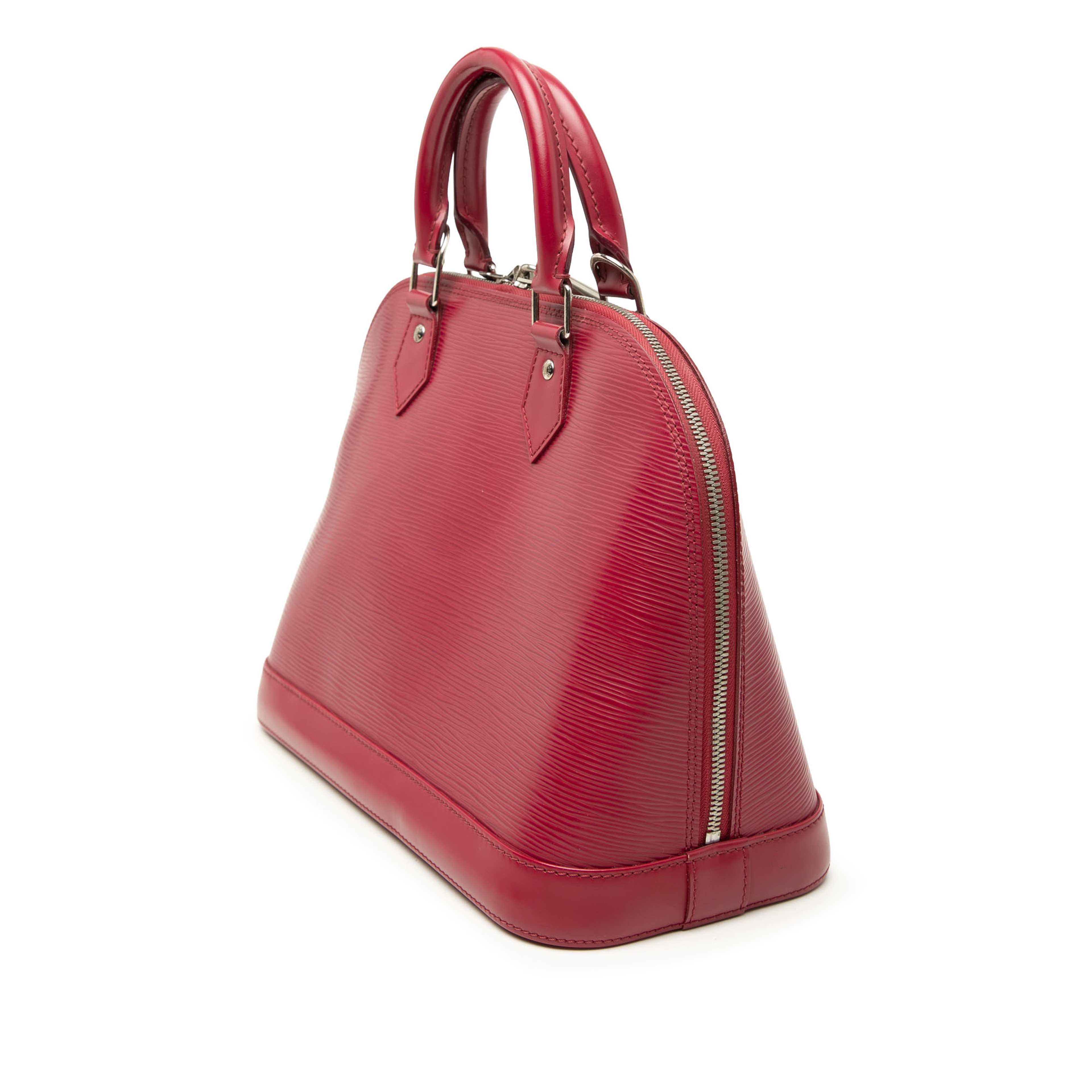 Louis Vuitton Epi Alma Pm, från Luxclusif, i färgen röd. Klicka för att öppna bilden i stort format
