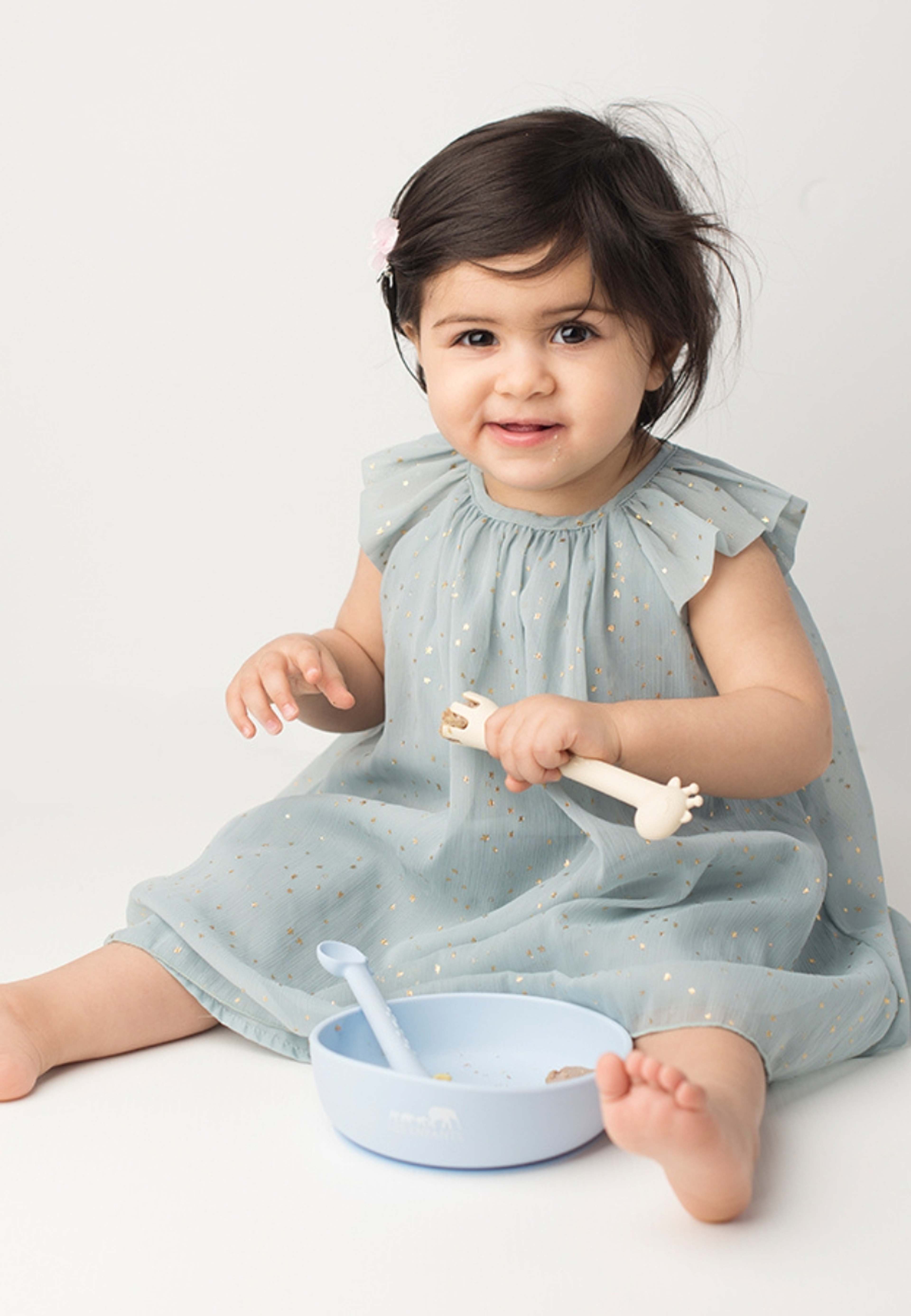Eating  Fun Bundle (plate Bowl + Cutlery Set), från Les Enfants, i färgen blue. Klicka för att öppna bilden i stort format