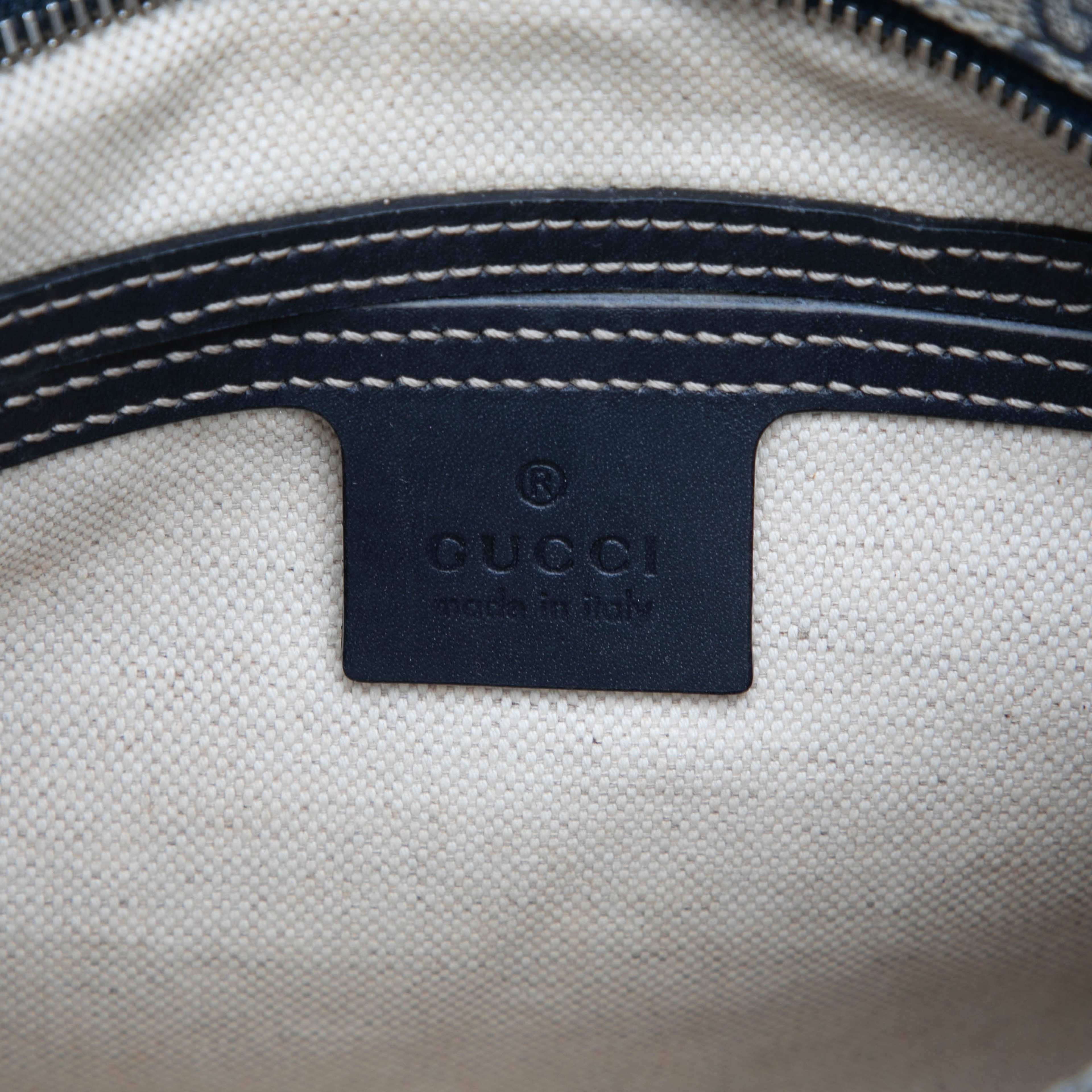 Gucci Gg Supreme Crossbody, från Luxclusif, i färgen beige. Klicka för att öppna bilden i stort format