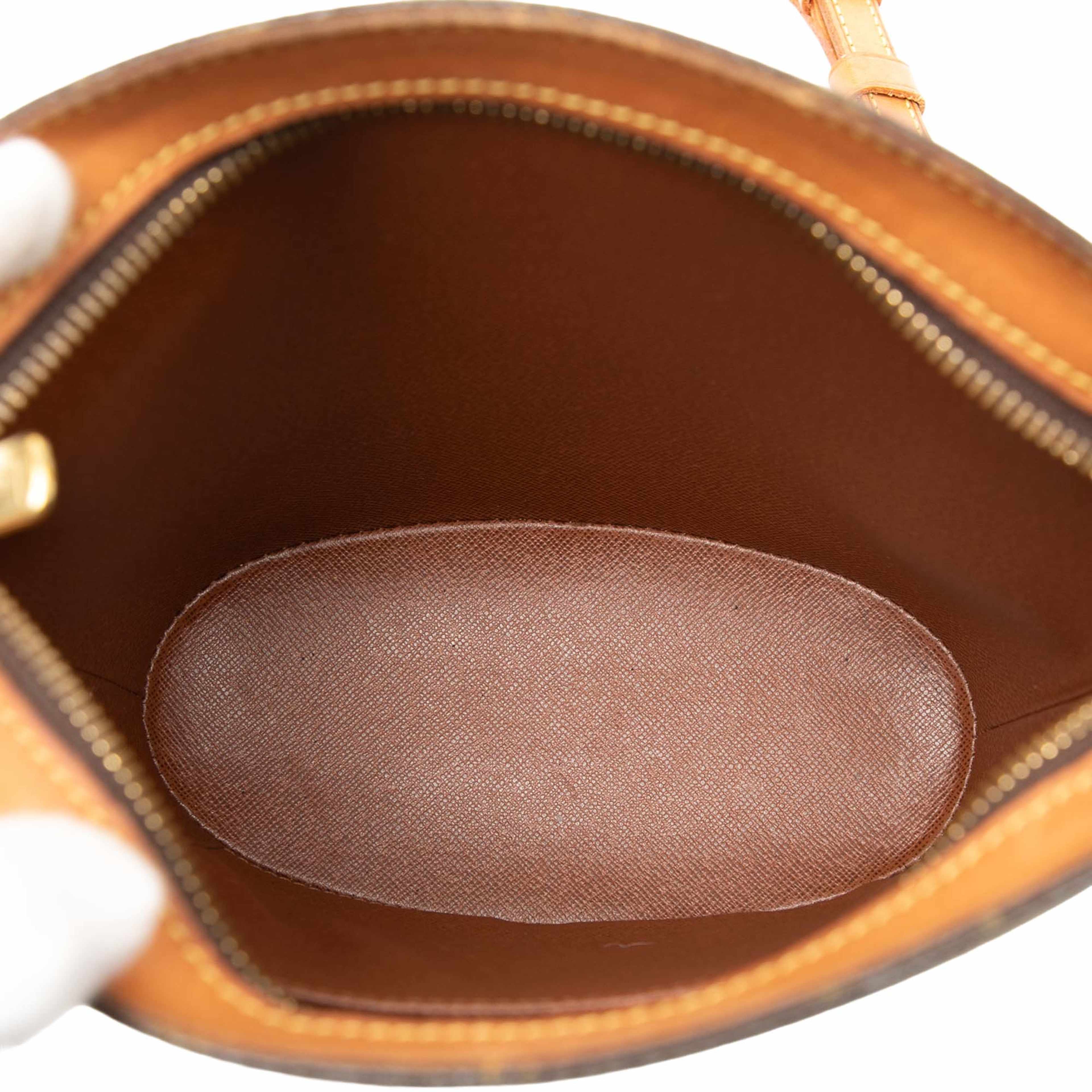 Louis Vuitton Monogram Drouot, från Luxclusif, i färgen brown. Klicka för att öppna bilden i stort format