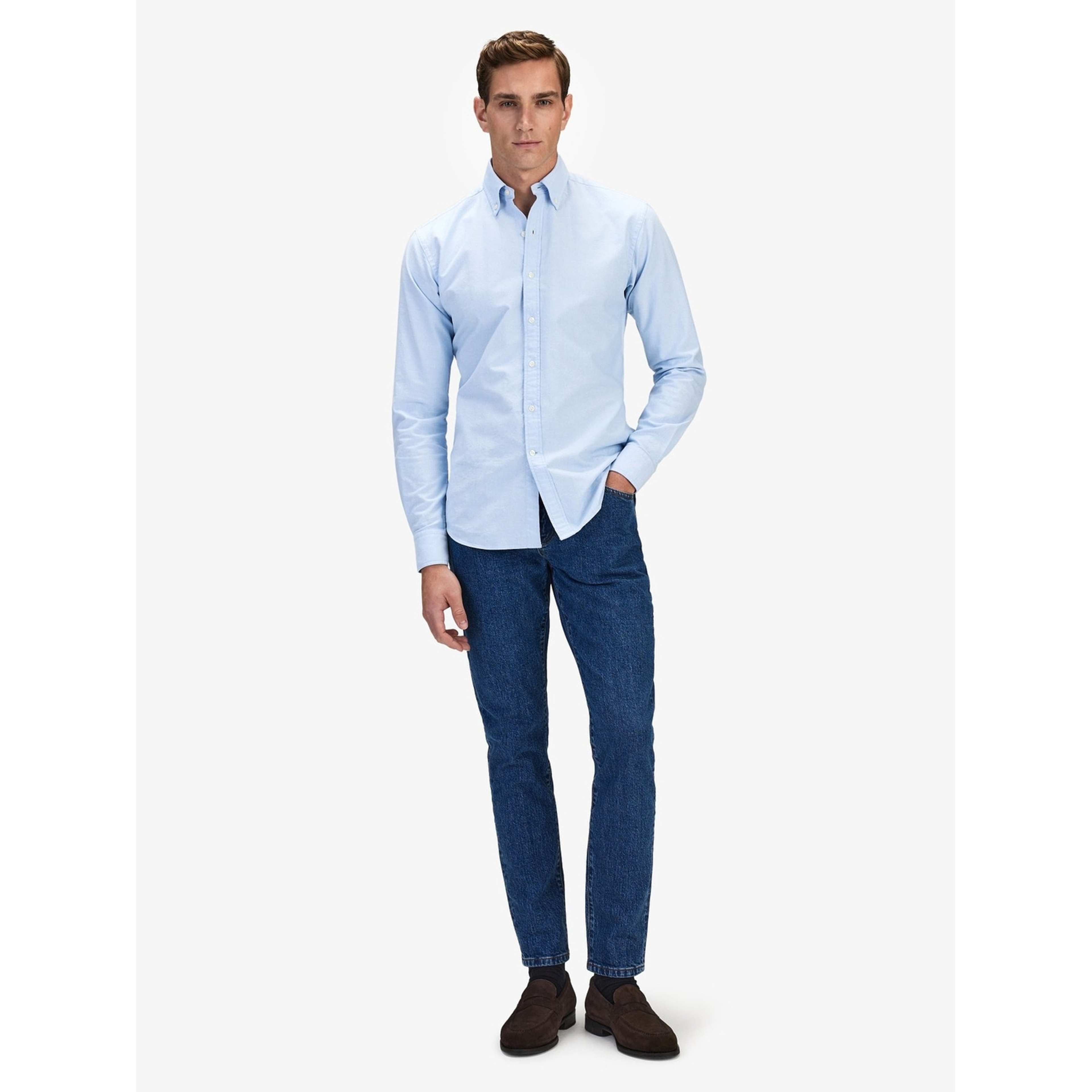 Oxfordskjorta Portugal, från John Henric, i färgen light blue.