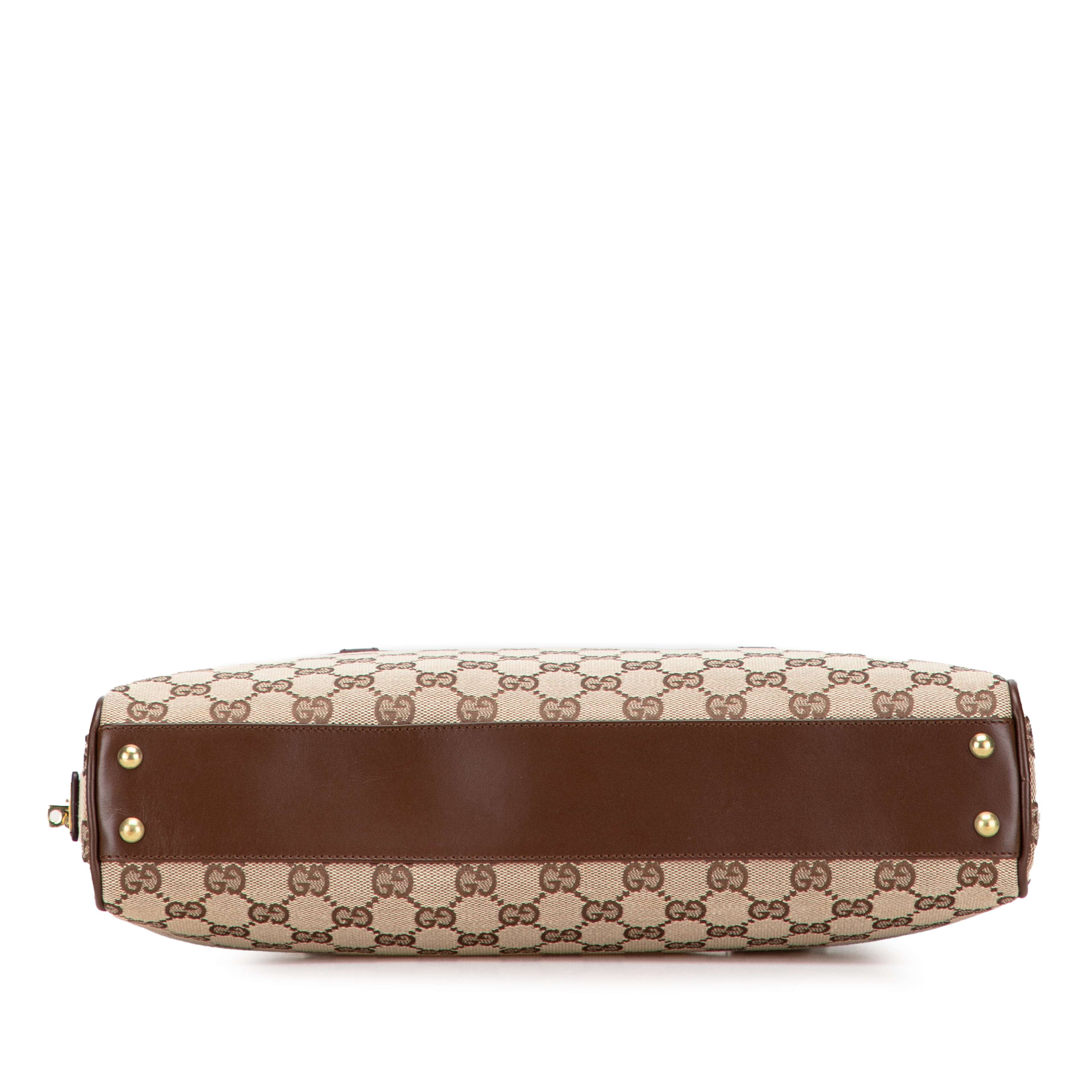 Gucci Gg Canvas Shoulder Bag, från Luxclusif, i färgen beige. Klicka för att öppna bilden i stort format