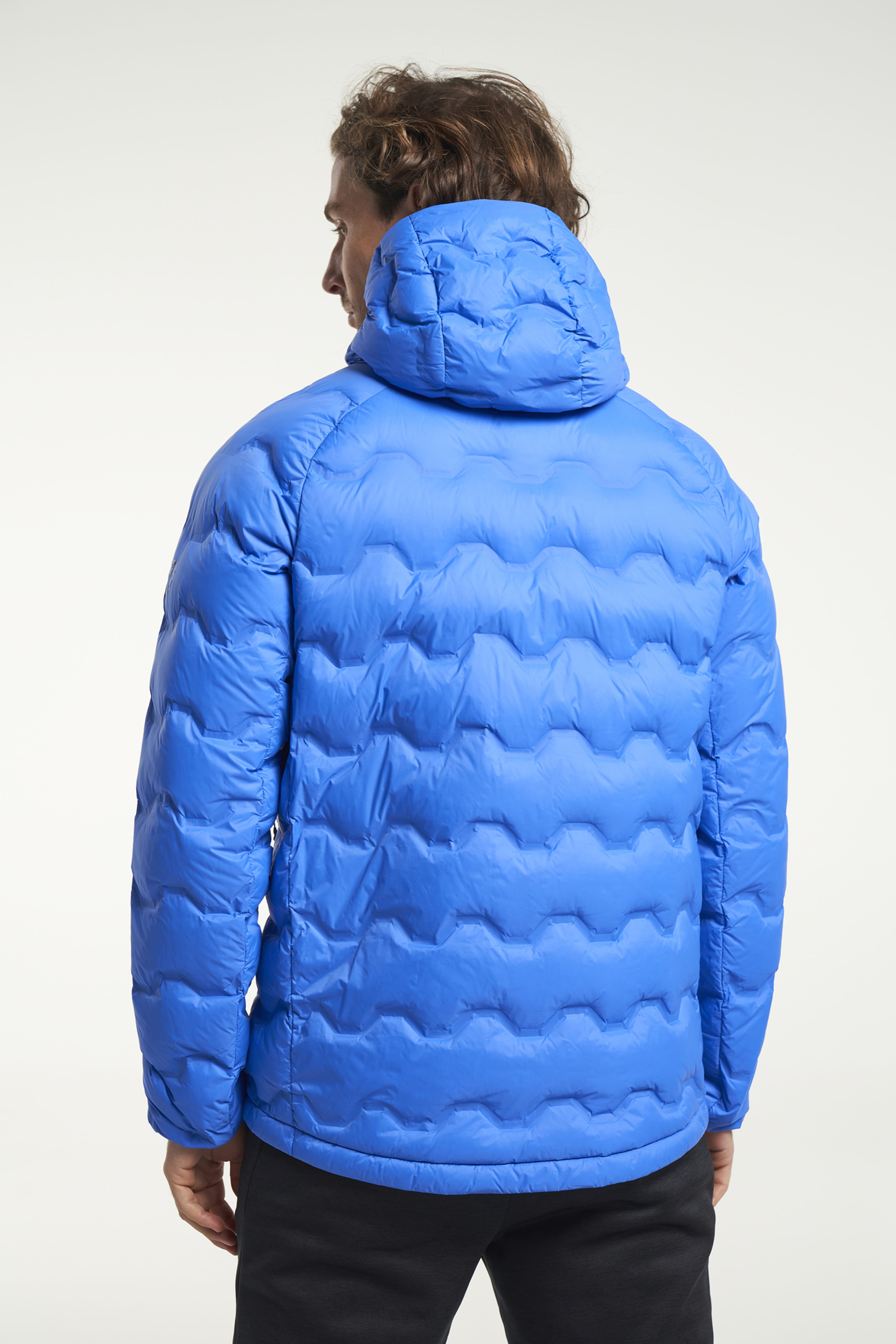 Txlite Shibui Down Jacket Men, från Tenson, i färgen blå. Klicka för att öppna bilden i stort format