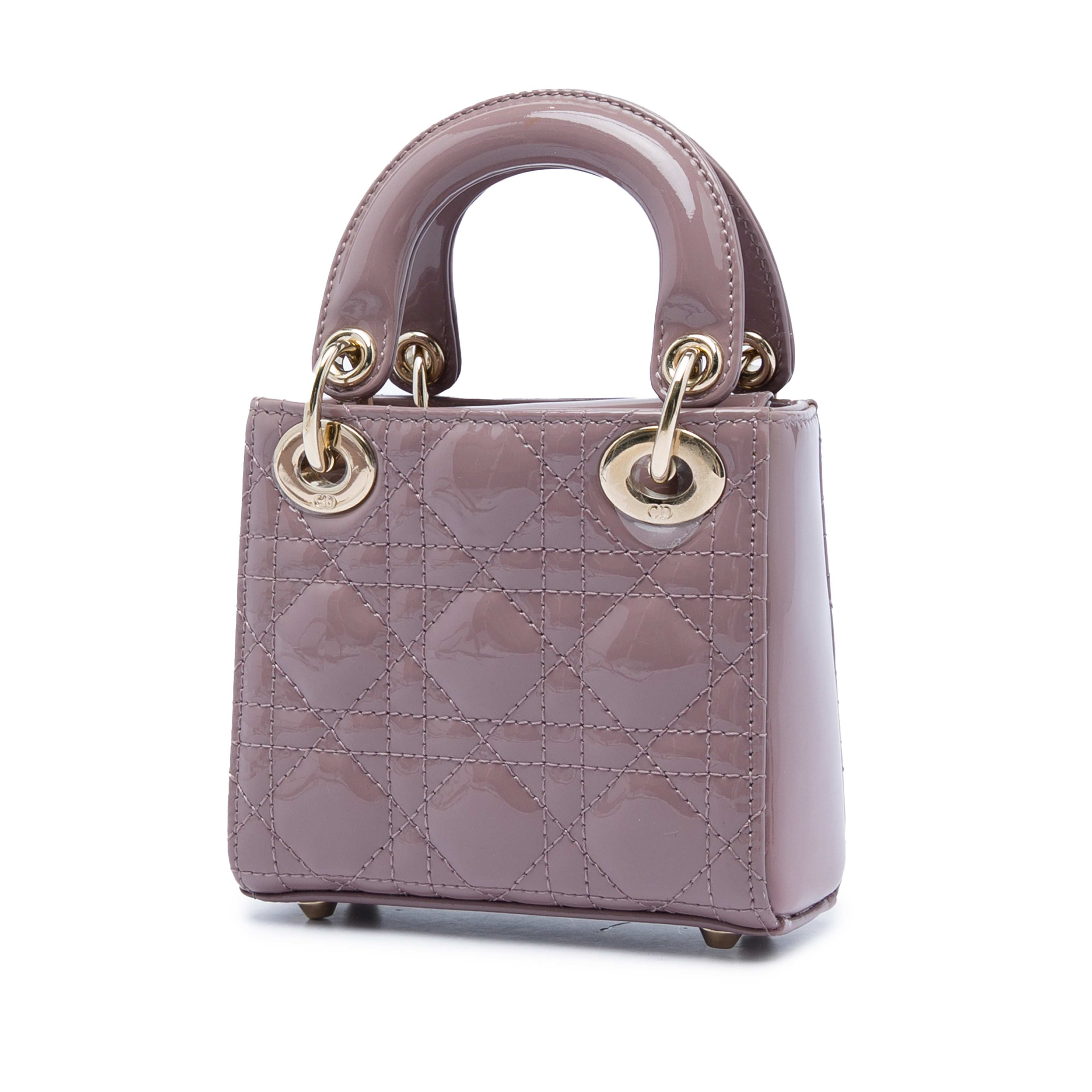 Dior Micro Patent Cannage Lady Dior, från Luxclusif, i färgen rosa. Klicka för att öppna bilden i stort format