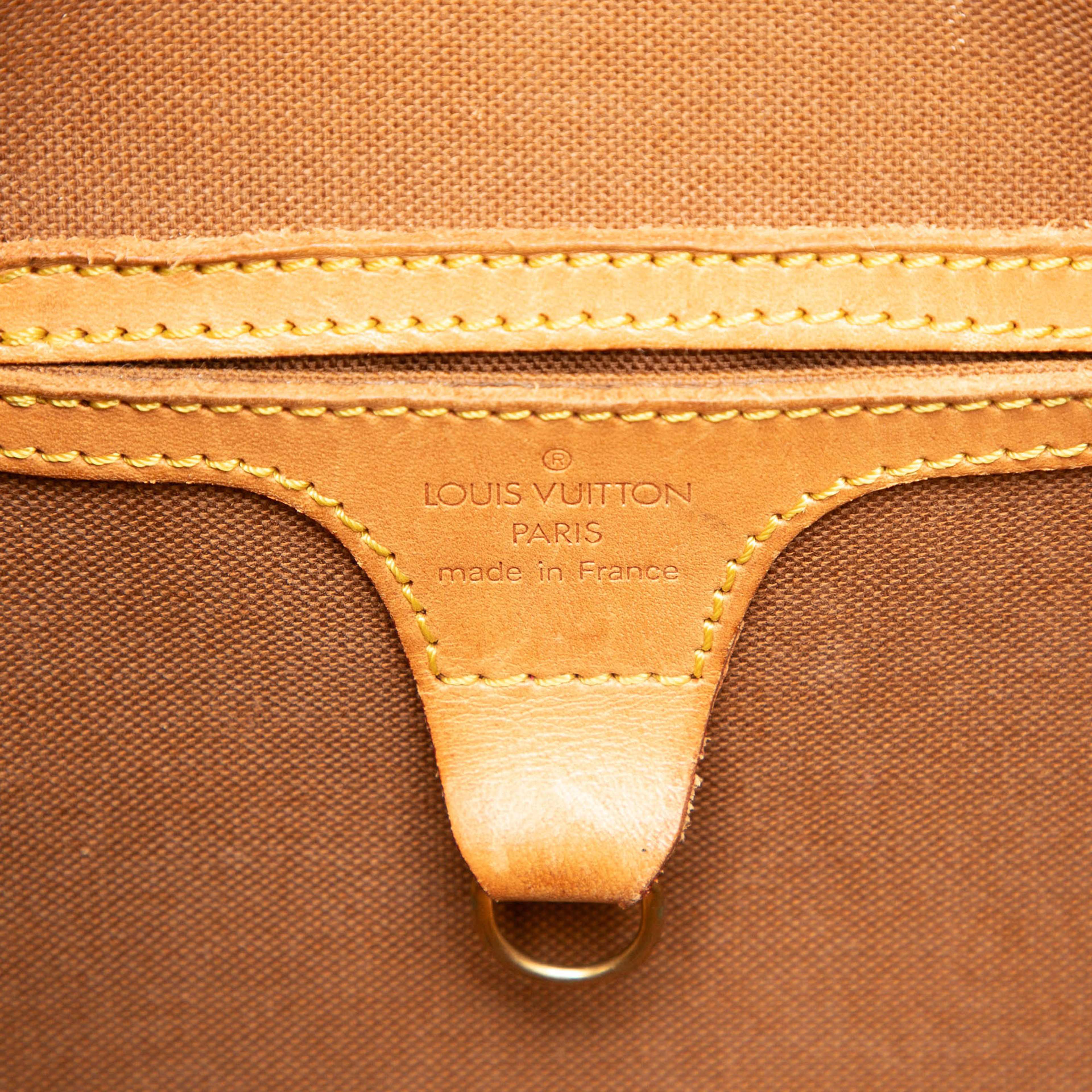 Louis Vuitton Monogram Ellipse Pm, från Luxclusif, i färgen brun. Klicka för att öppna bilden i stort format