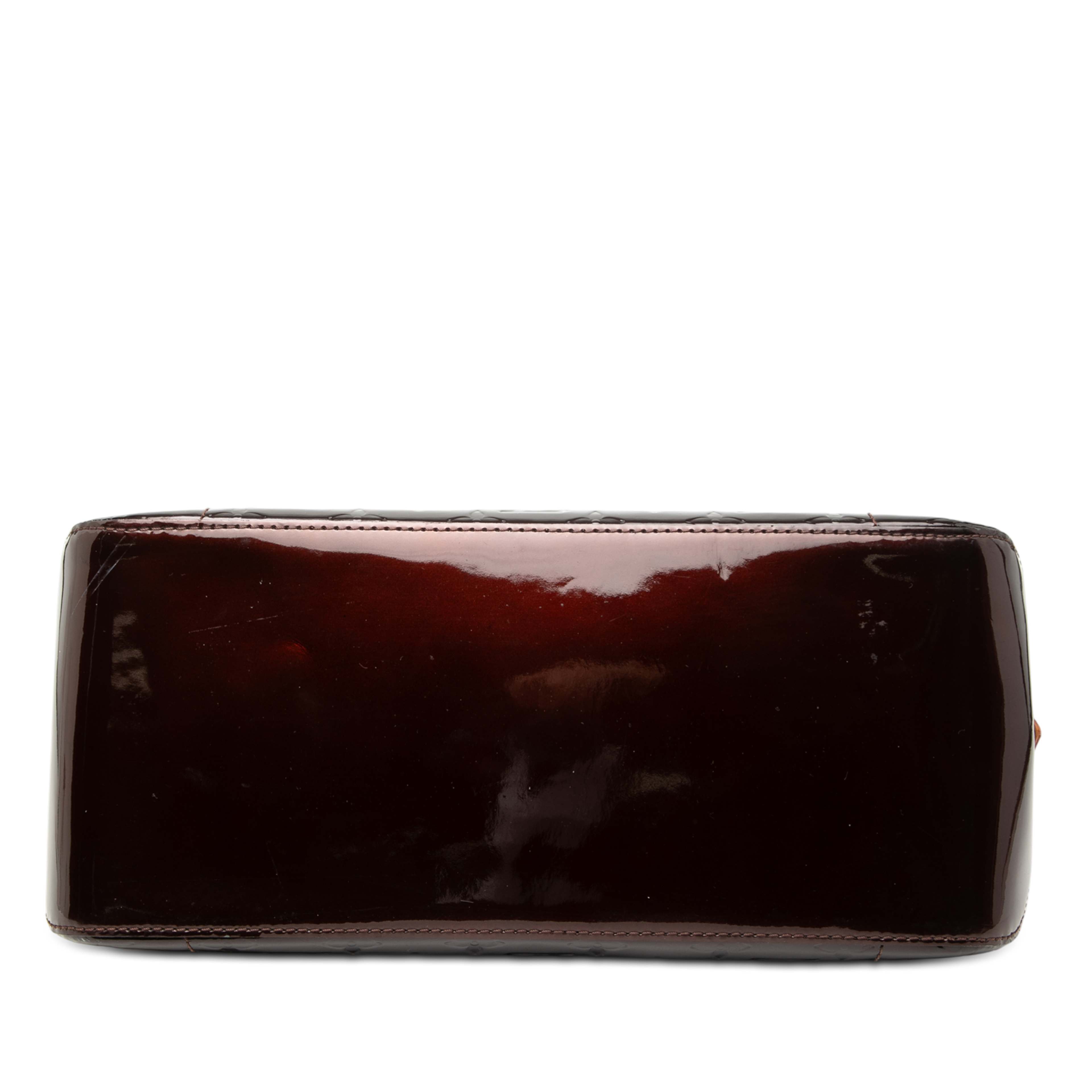 Louis Vuitton Monogram Vernis Rosewood Avenue, från Luxclusif, i färgen purple. Klicka för att öppna bilden i stort format