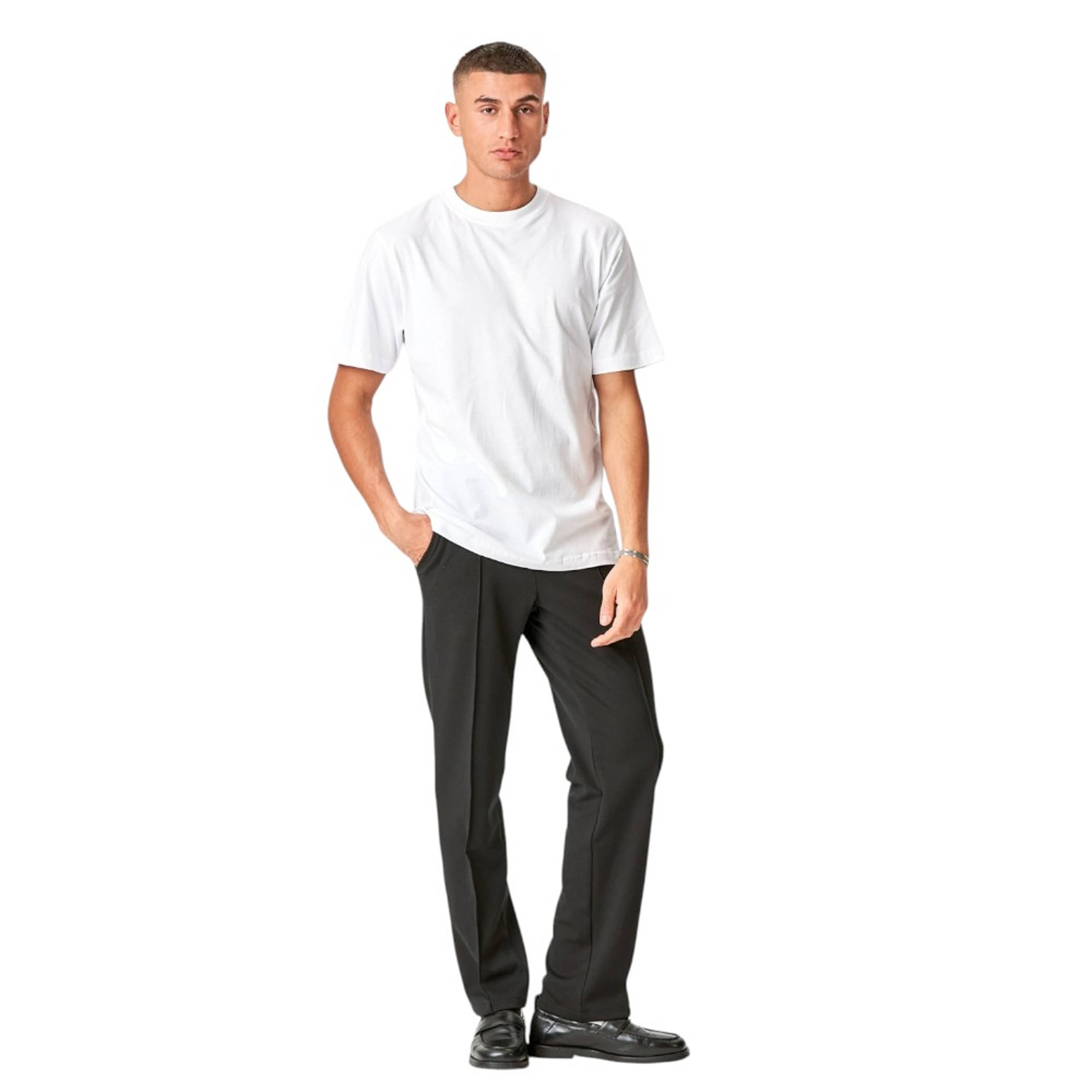 Oversized T-shirt, från TeeShoppen, i färgen vit. Klicka för att öppna bilden i stort format