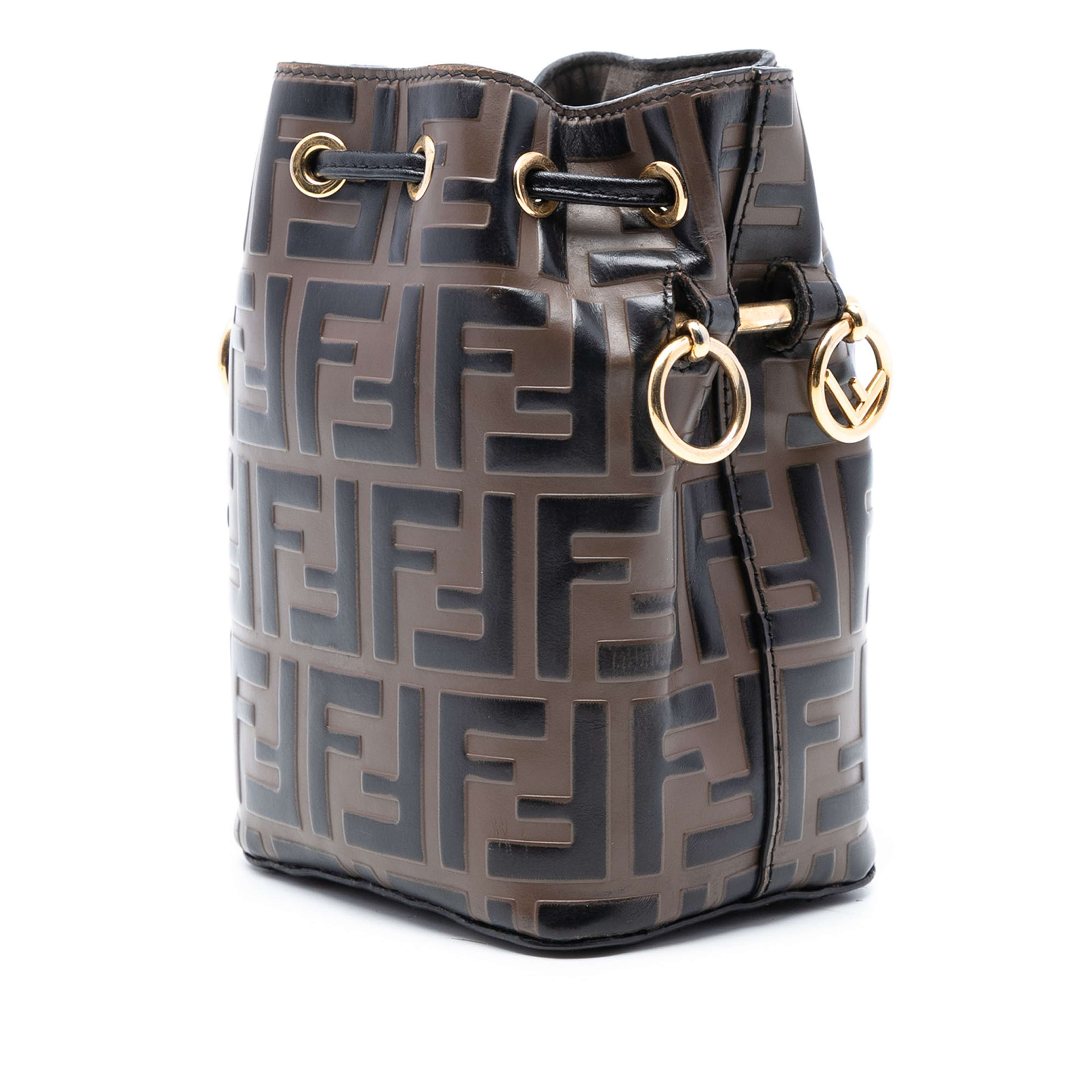 Fendi Mini Zucca Embossed Leather Mon Tresor Bucket Bag, från Luxclusif, i färgen brown. Klicka för att öppna bilden i stort format